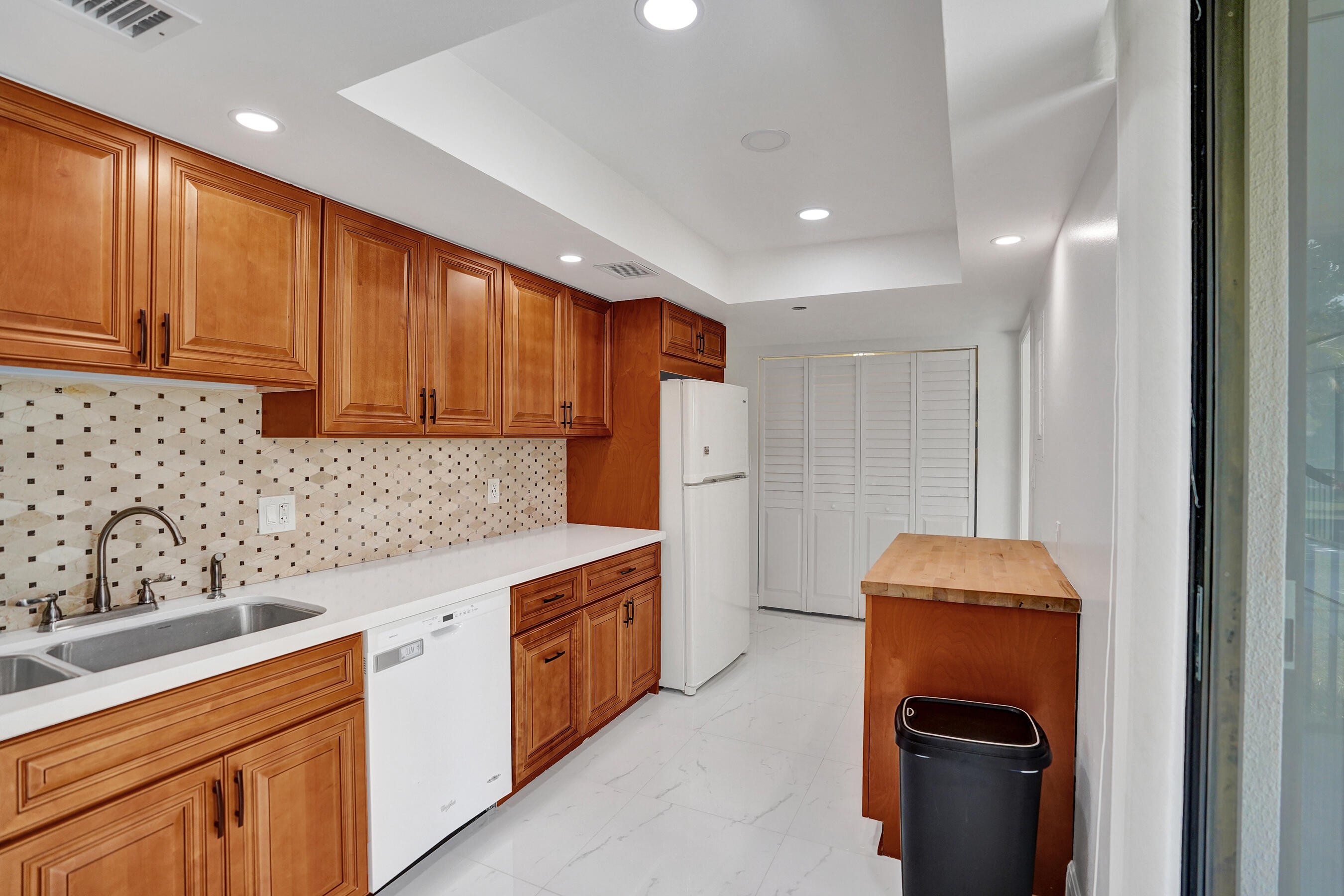 5951 Wellesley Park Drive 206