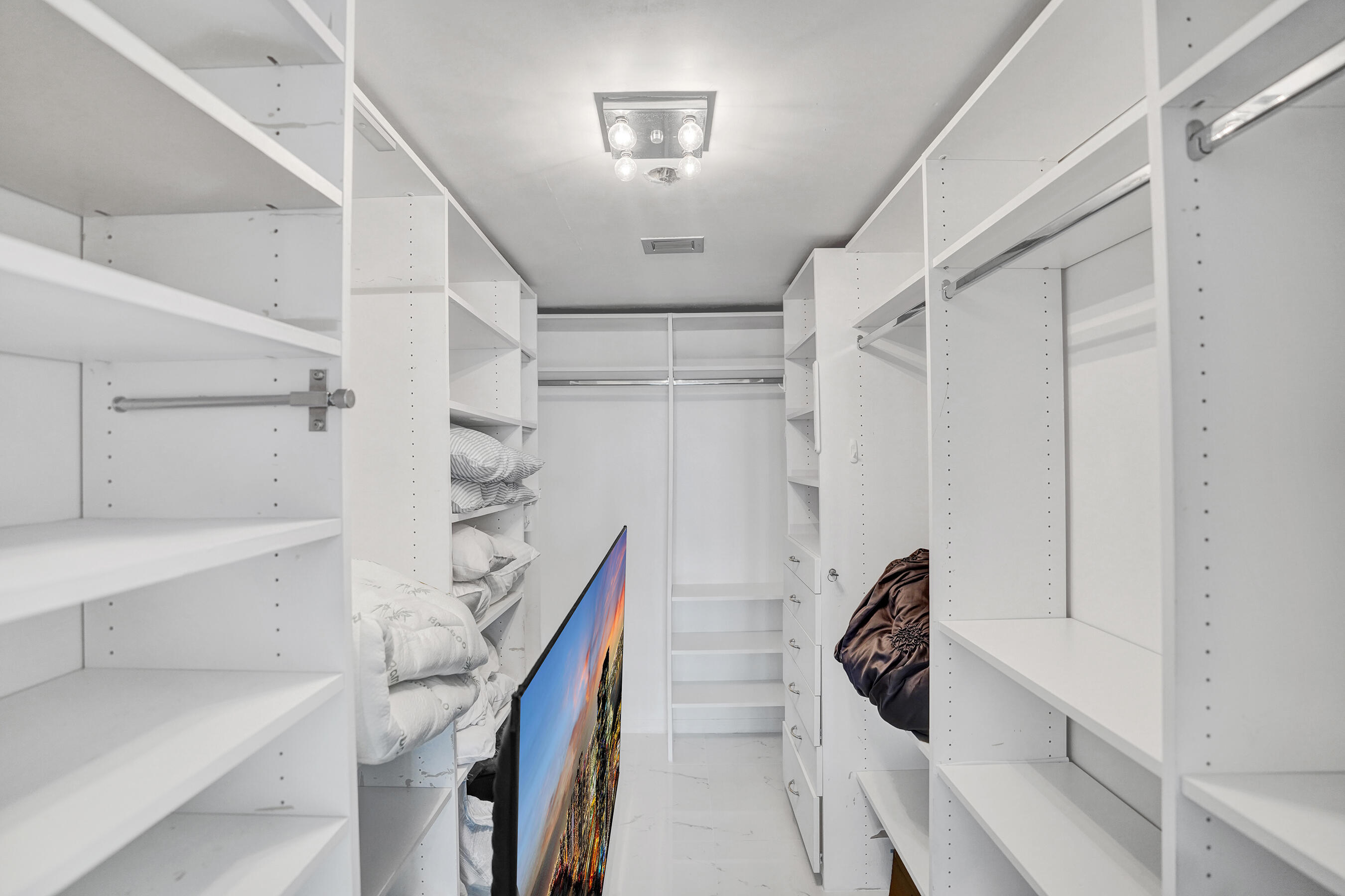 5951 Wellesley Park Drive 206