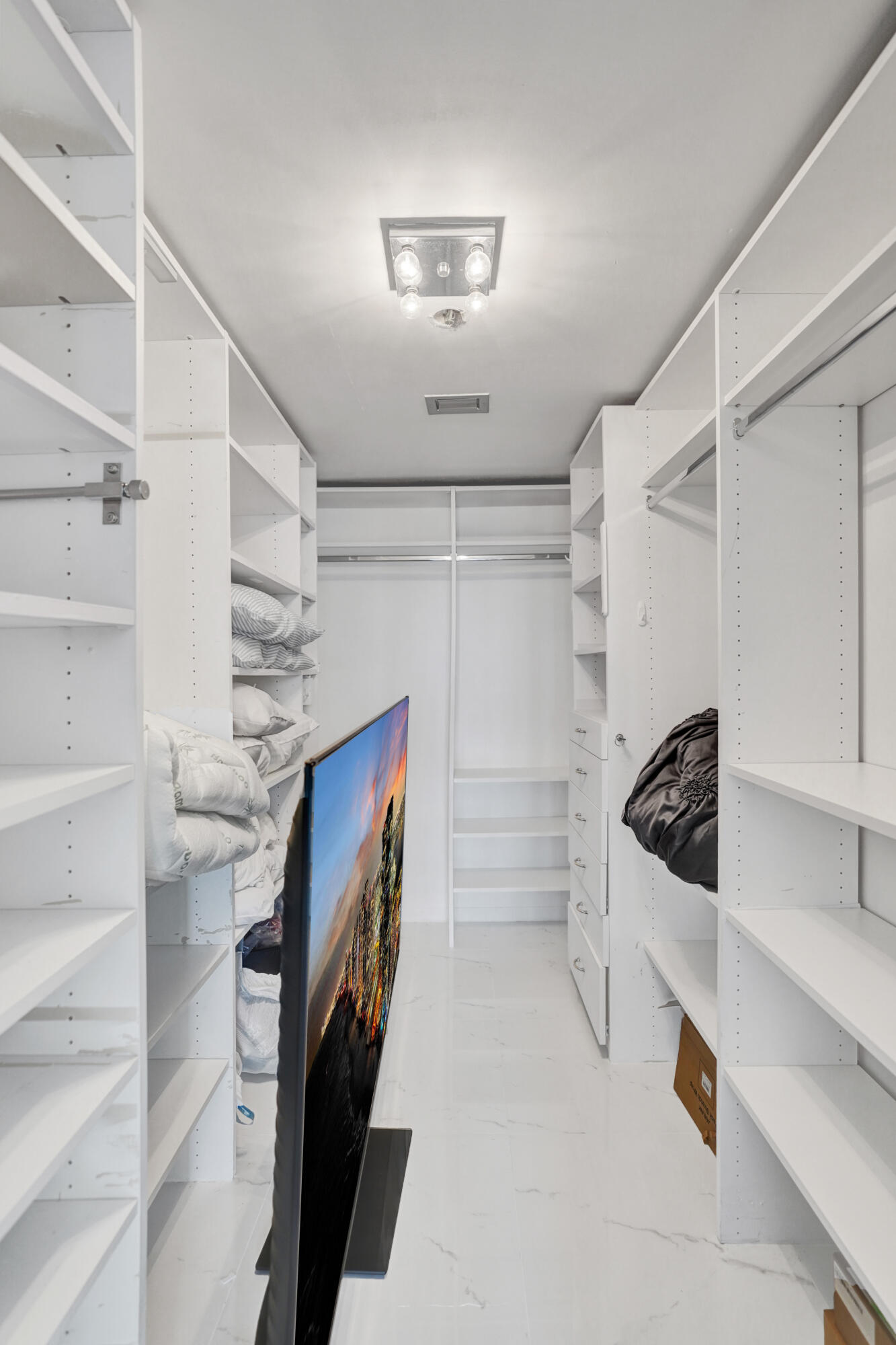 5951 Wellesley Park Drive 206