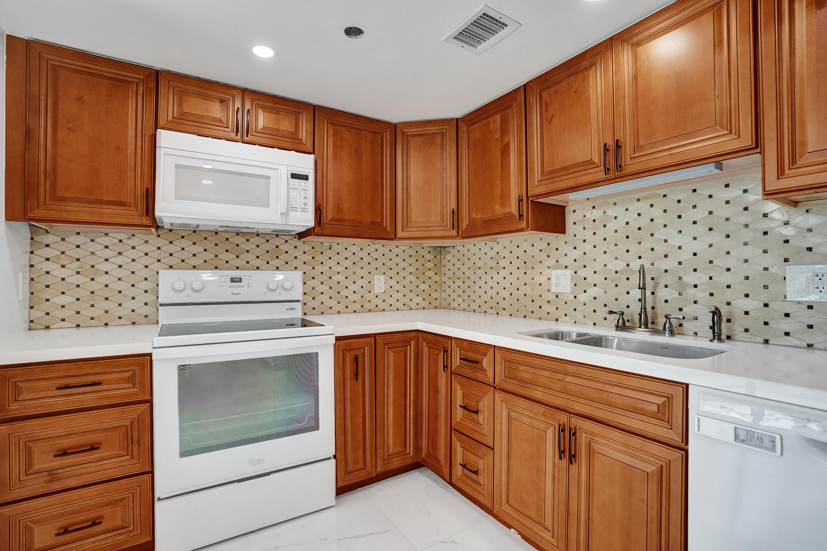 5951 Wellesley Park Drive 206