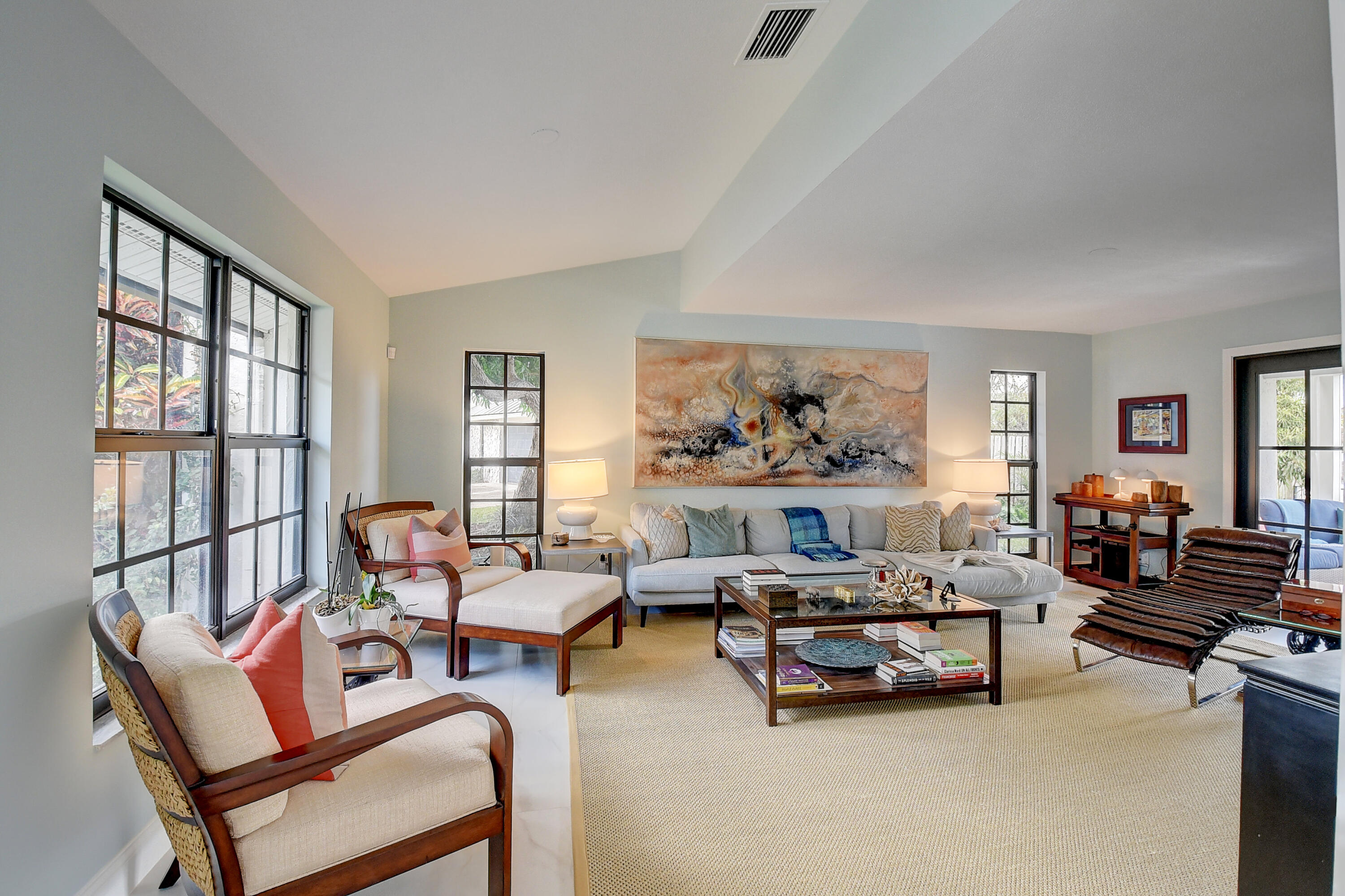 399 SW 15th Street