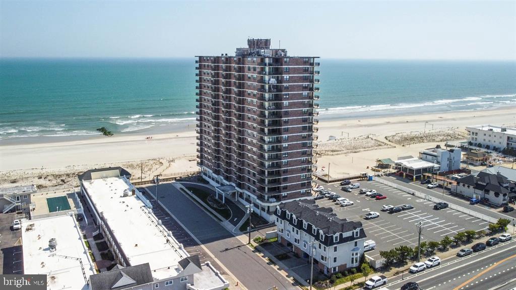 9100 Beach #701