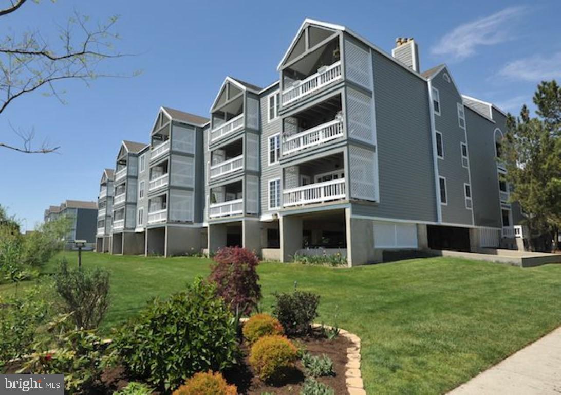 4800 HARBOR BEACH BLVD #2201