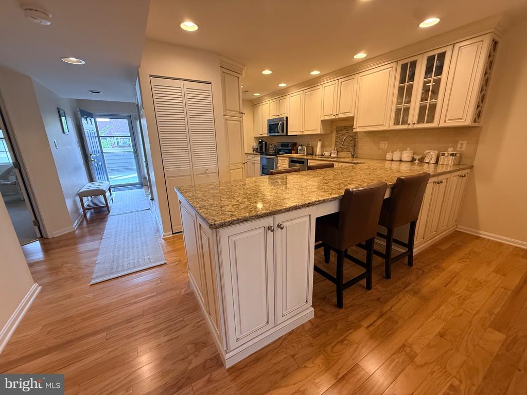 4800 HARBOR BEACH BOULEVARD Unit: 5102