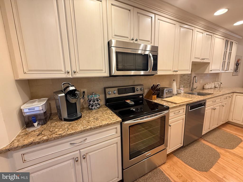 4800 HARBOR BEACH BOULEVARD Unit: 5102