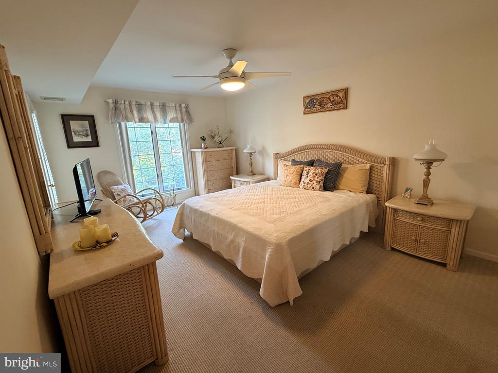 4800 HARBOR BEACH BOULEVARD Unit: 5102
