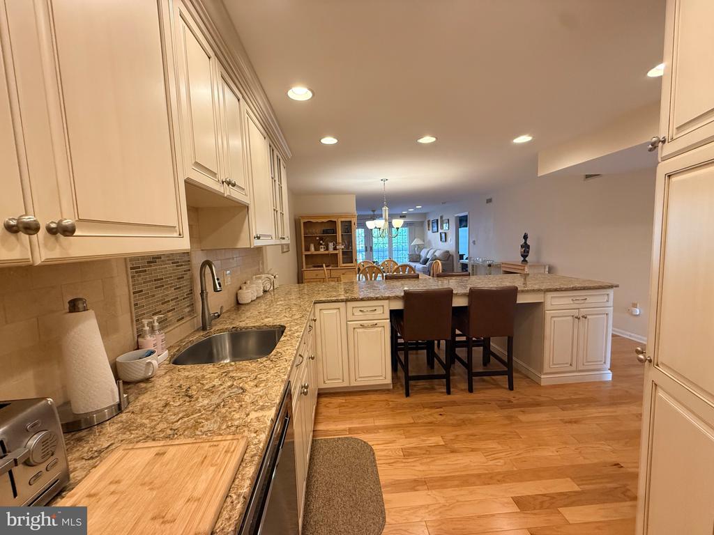4800 HARBOR BEACH BOULEVARD Unit: 5102