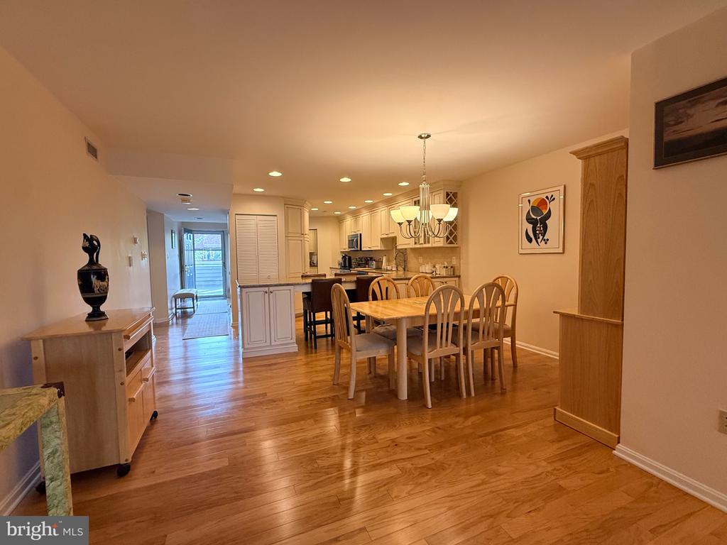 4800 HARBOR BEACH BOULEVARD Unit: 5102