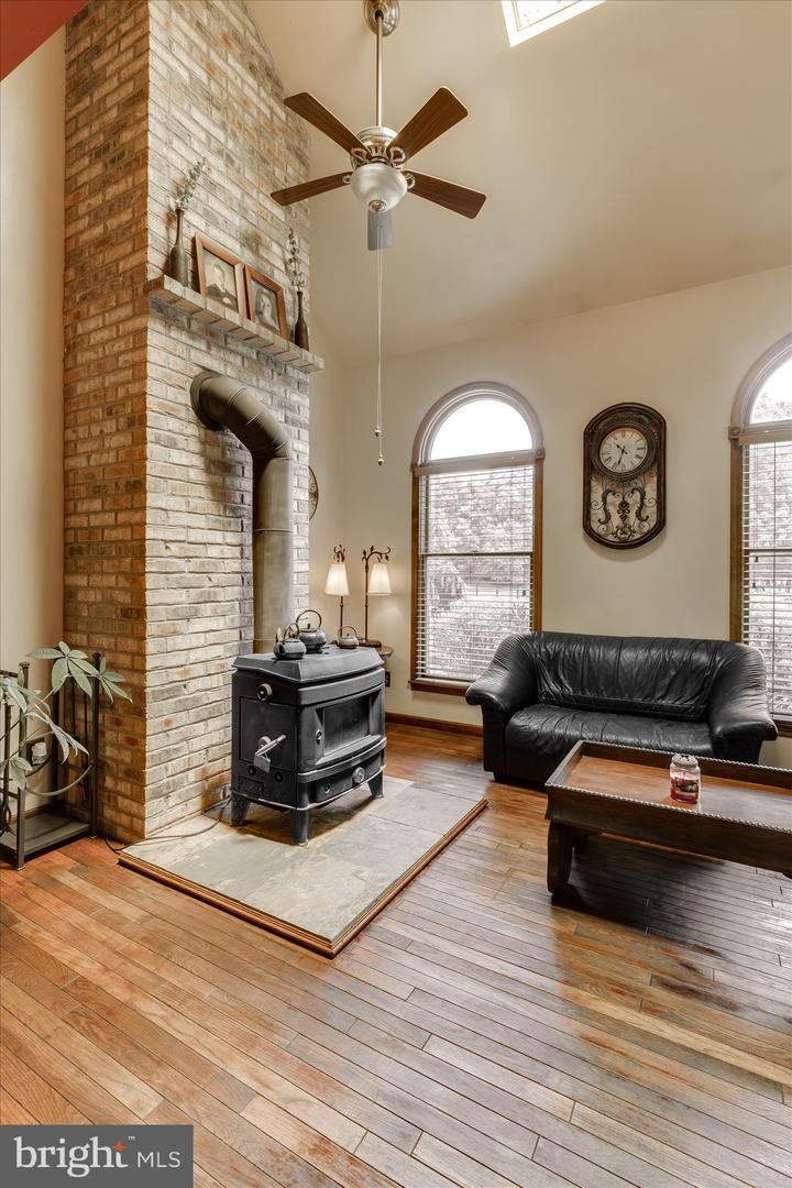 364 Jacobstown Arneytown Rd