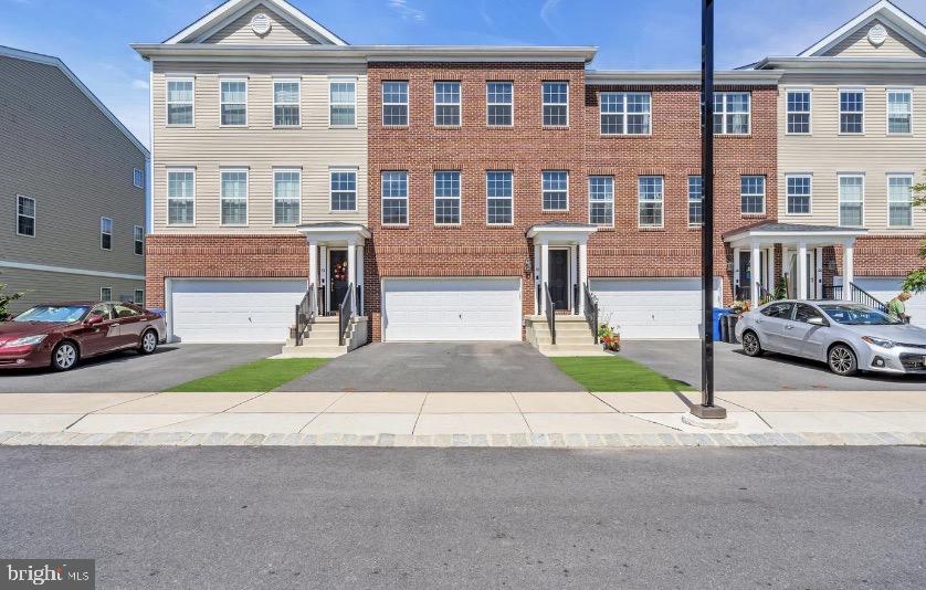 70 Kramer Ct