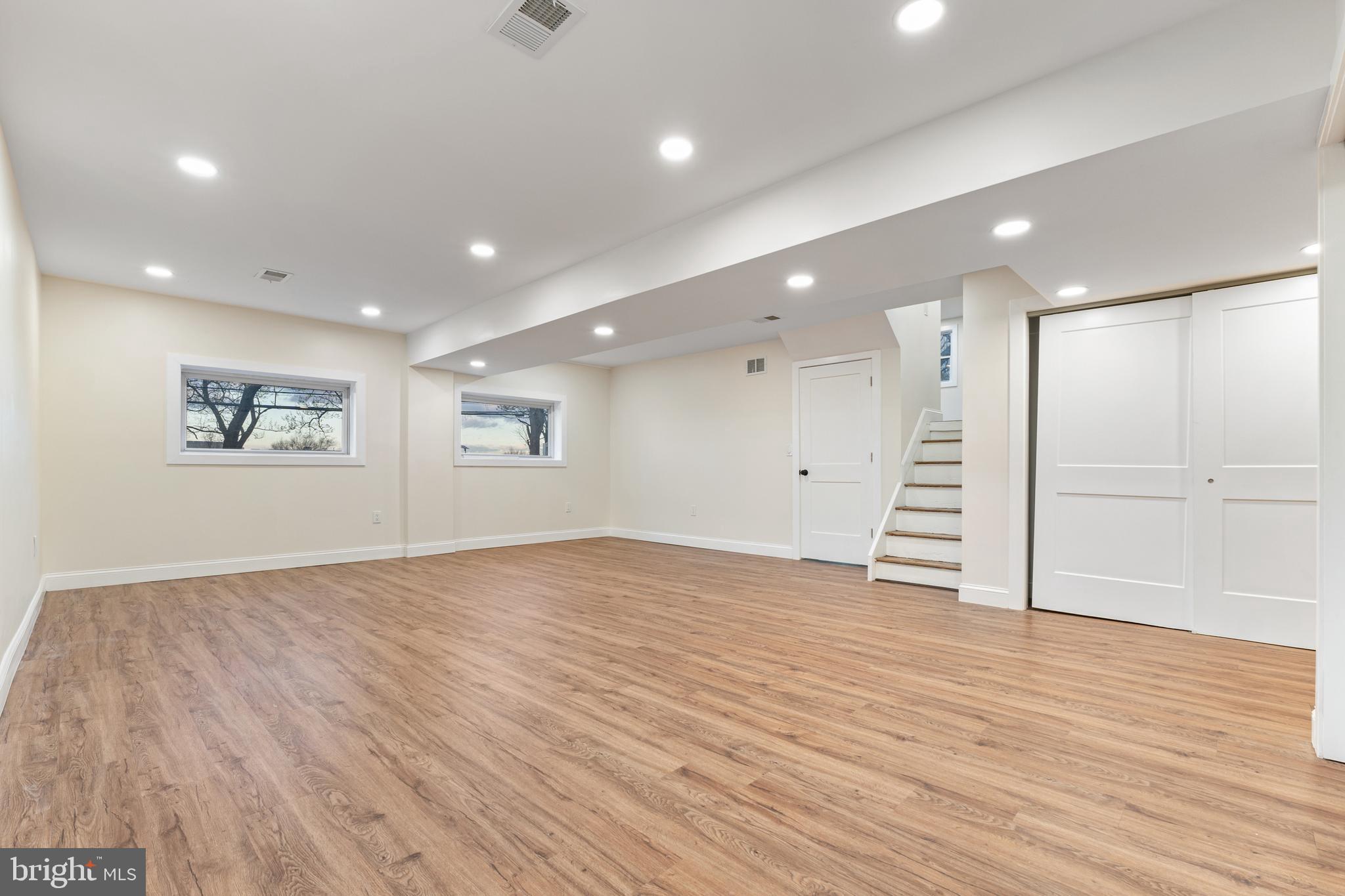 333 Ward Ave