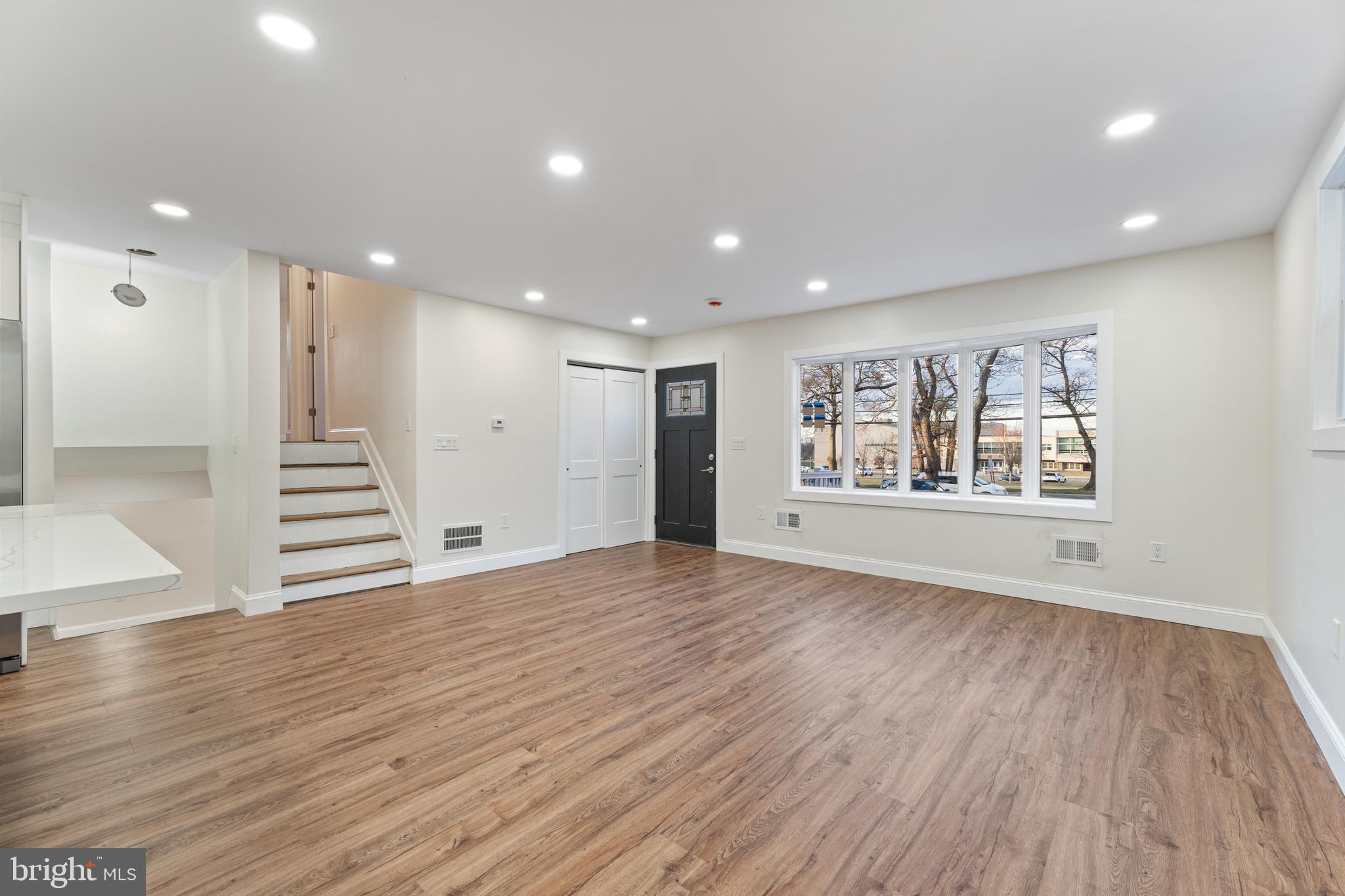 333 Ward Ave