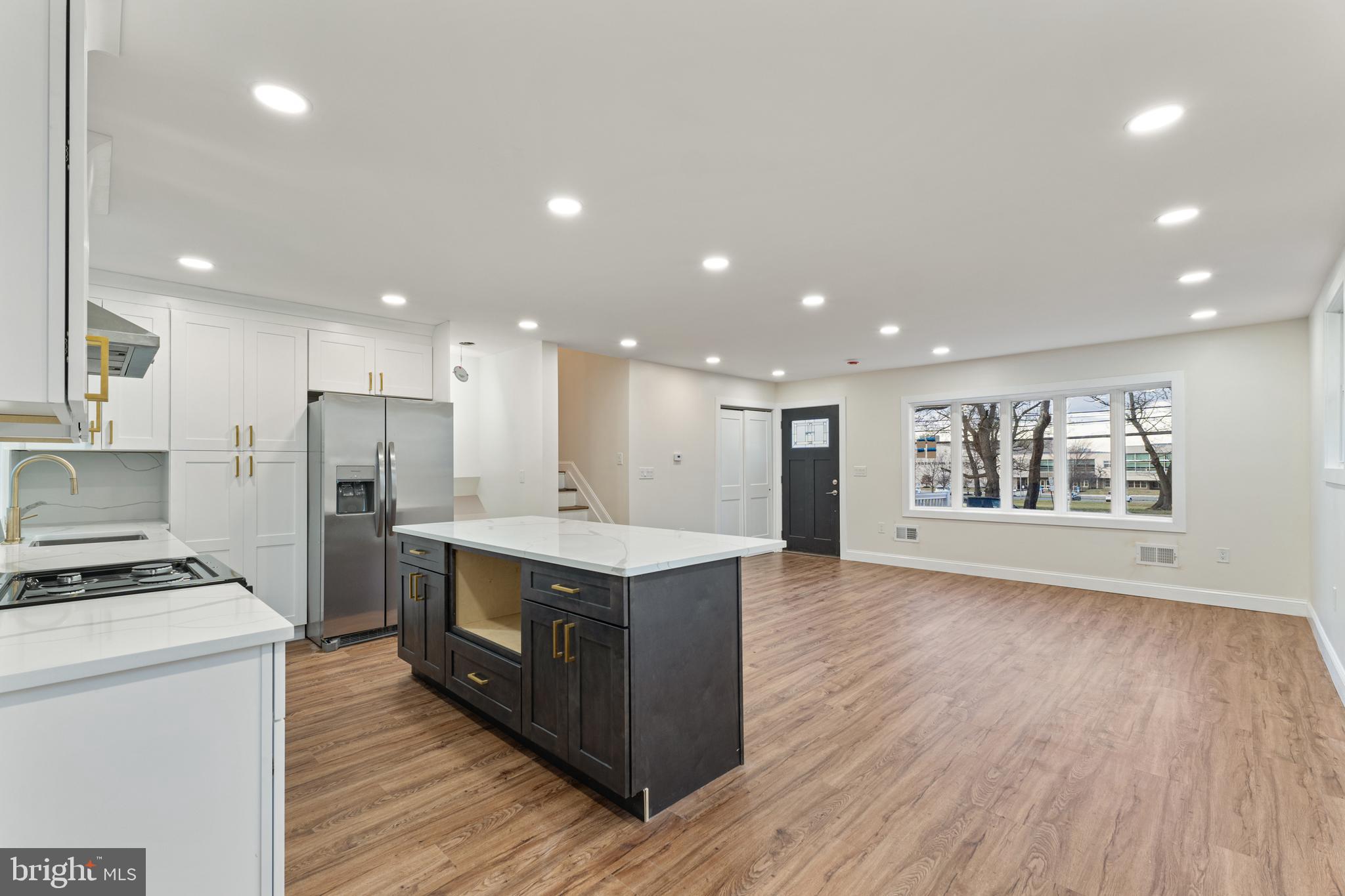 333 Ward Ave