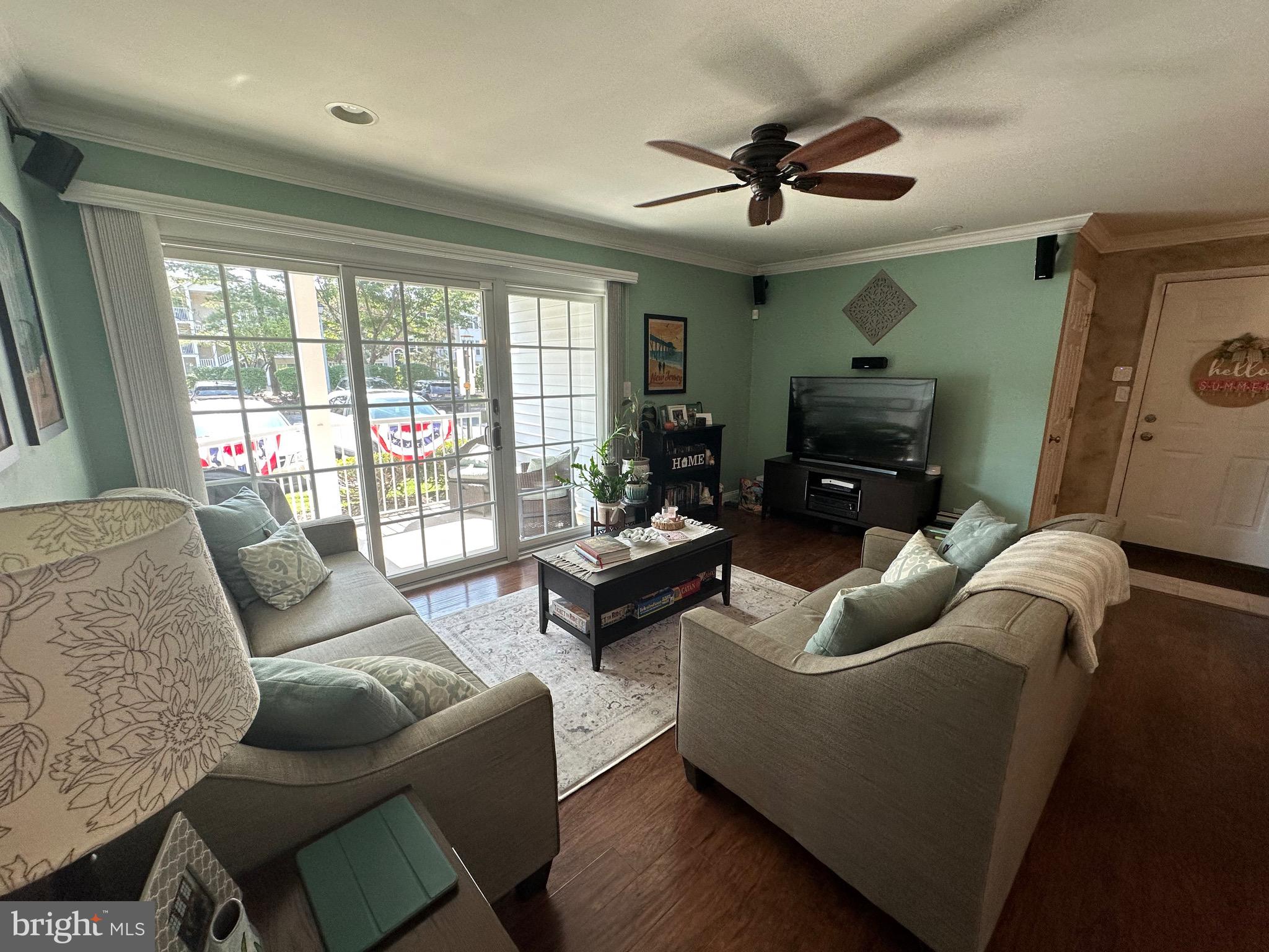 60 Cheverny Ct
