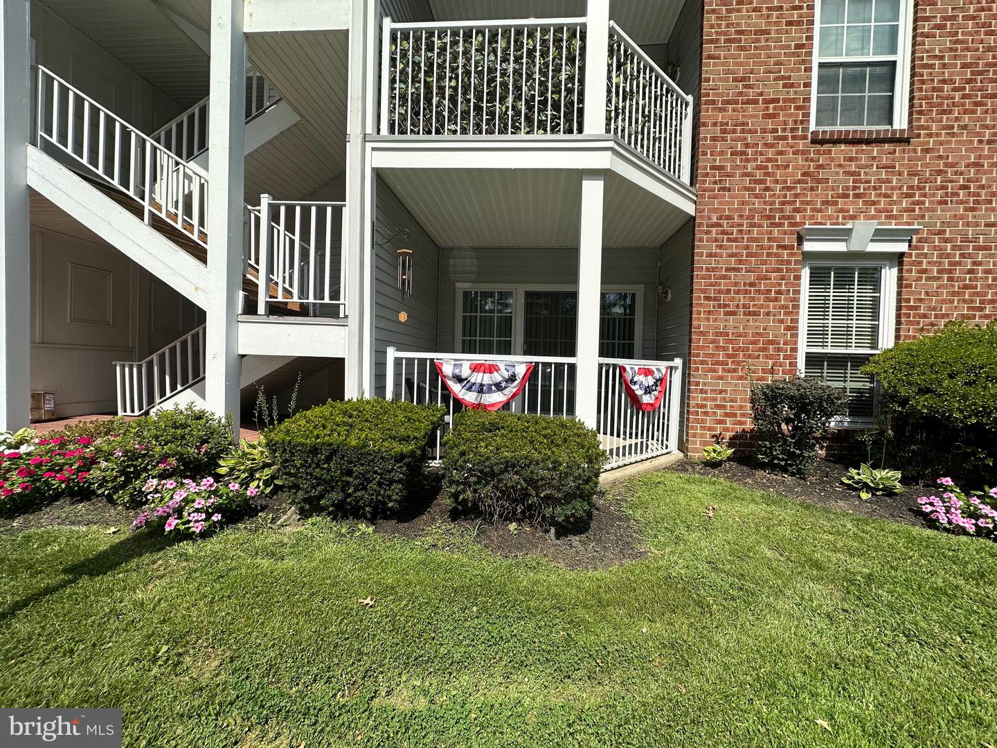 60 Cheverny Ct