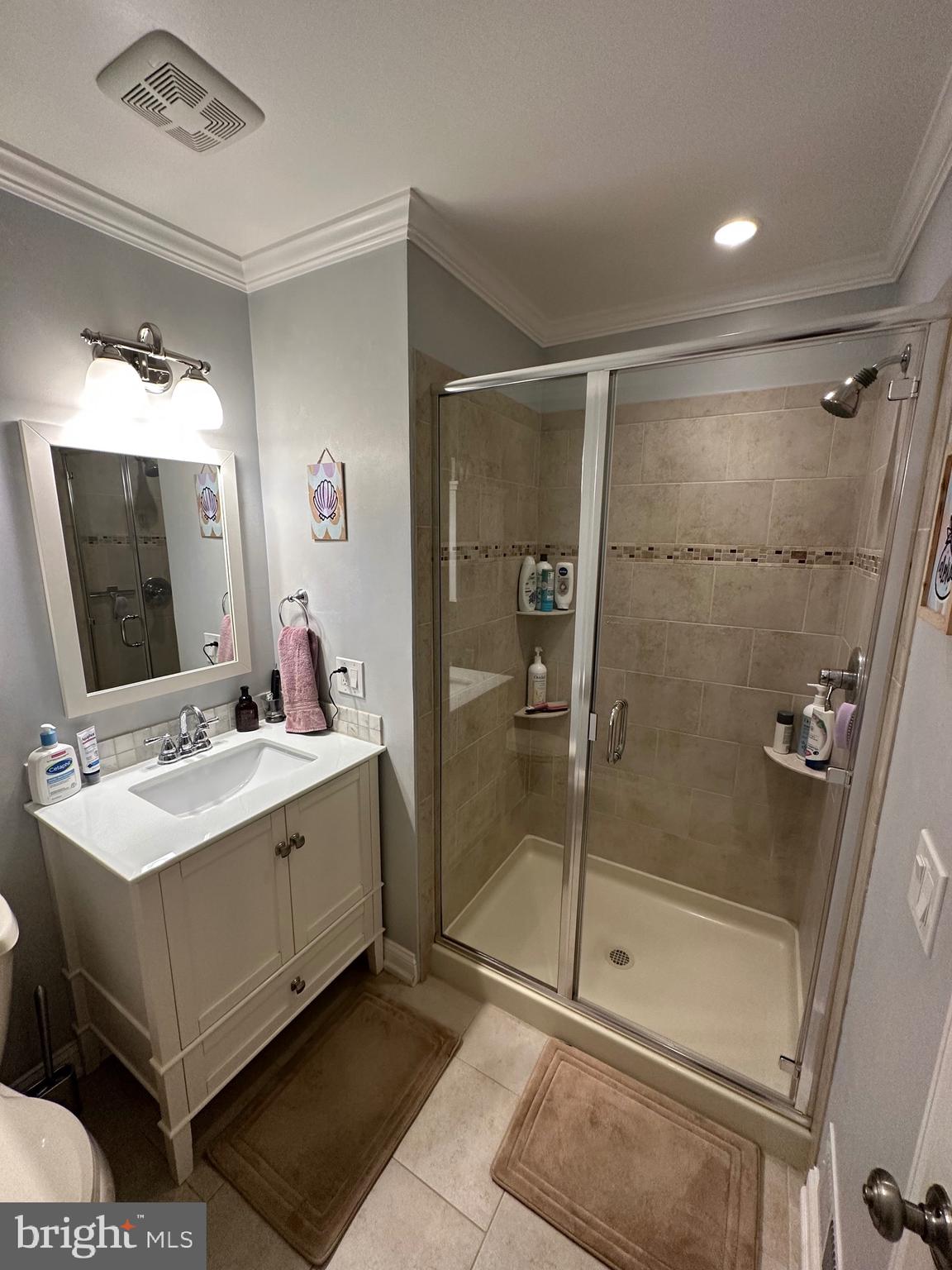 60 Cheverny Ct