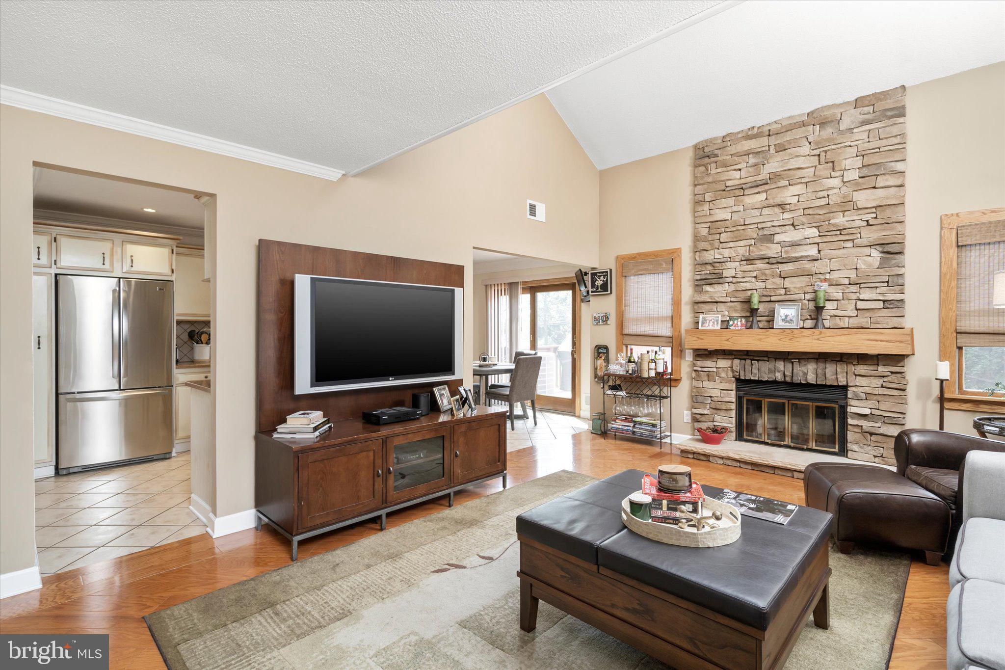 3 Francis Ct