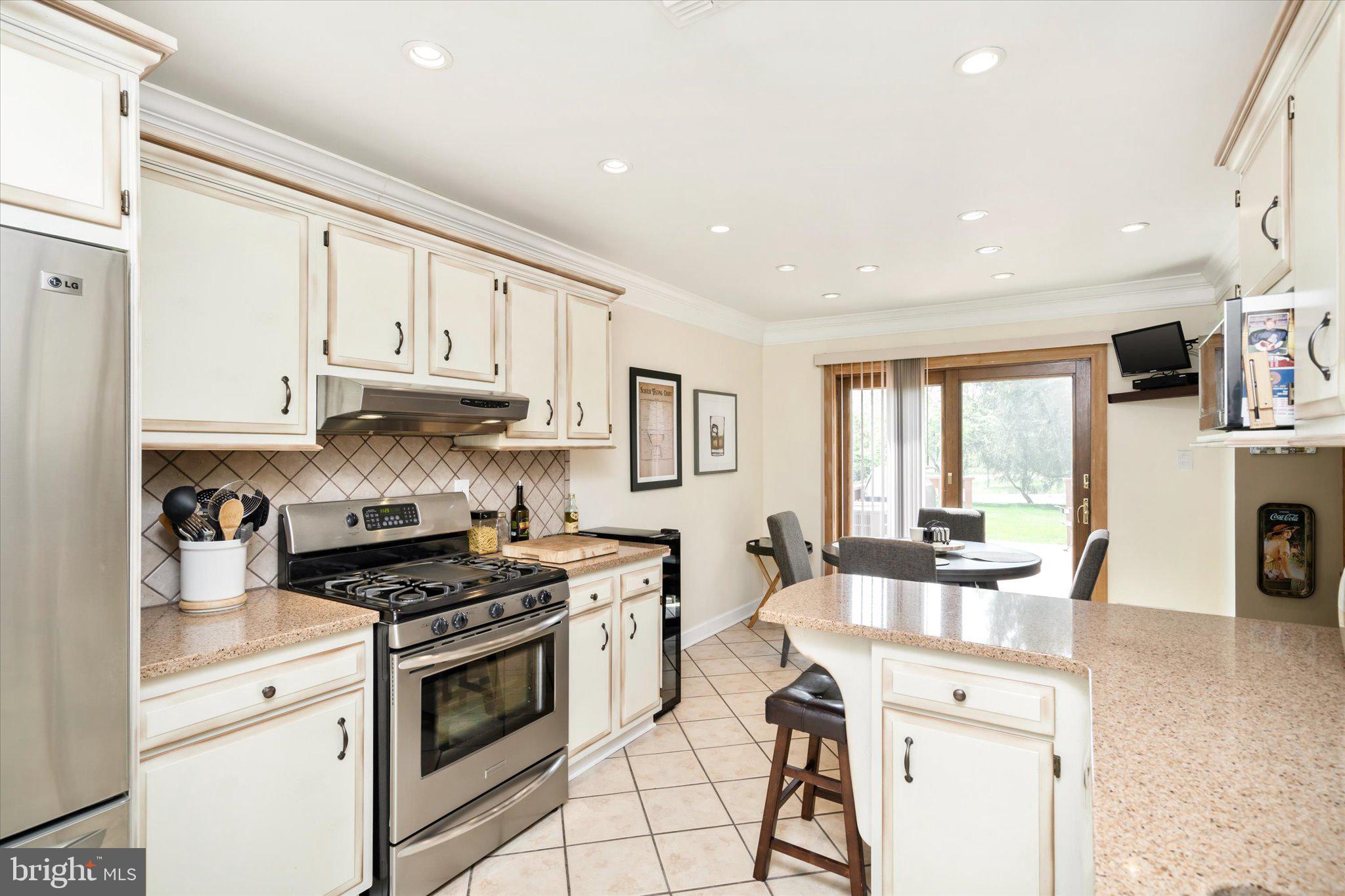 3 Francis Ct