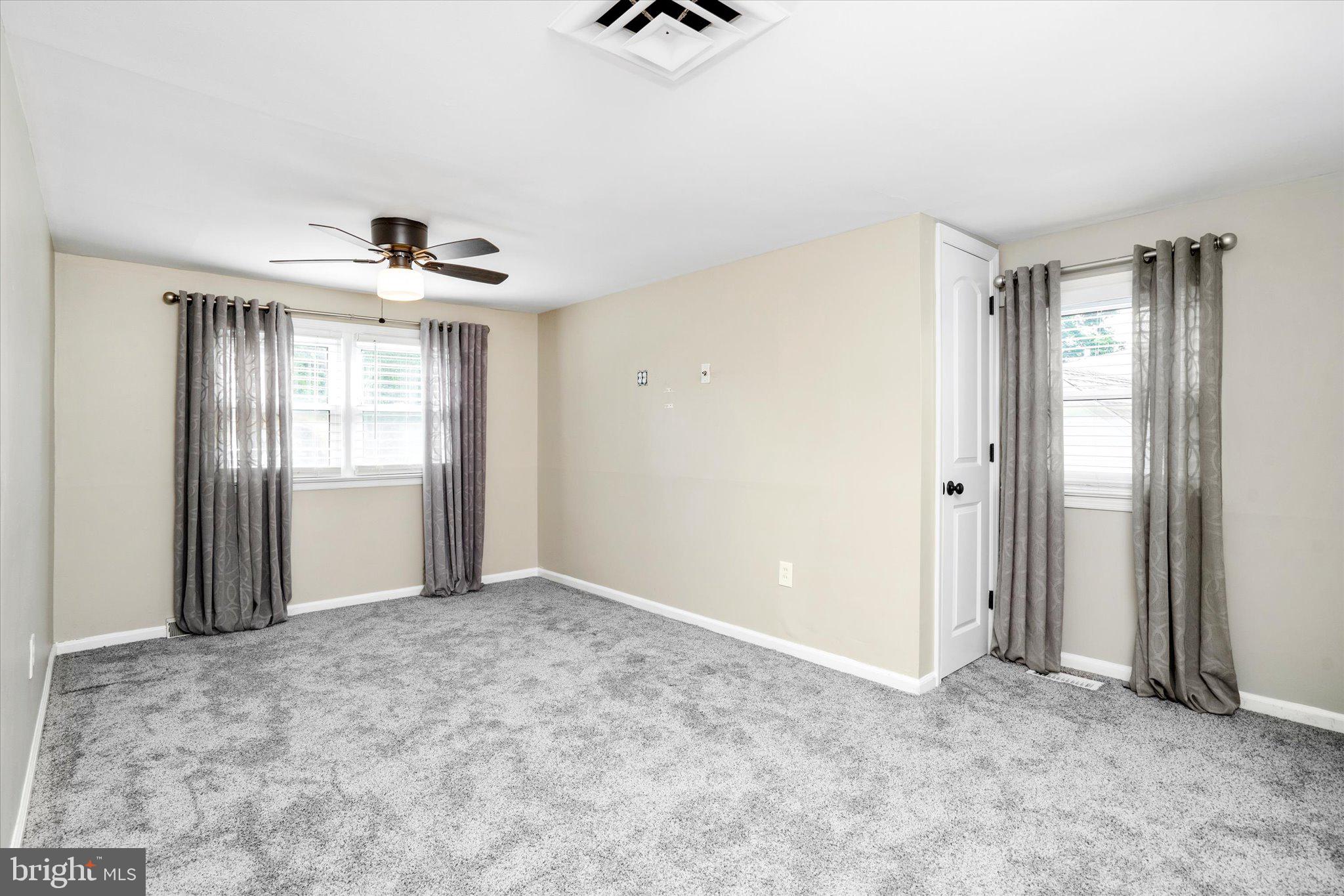 12 Grace Dr