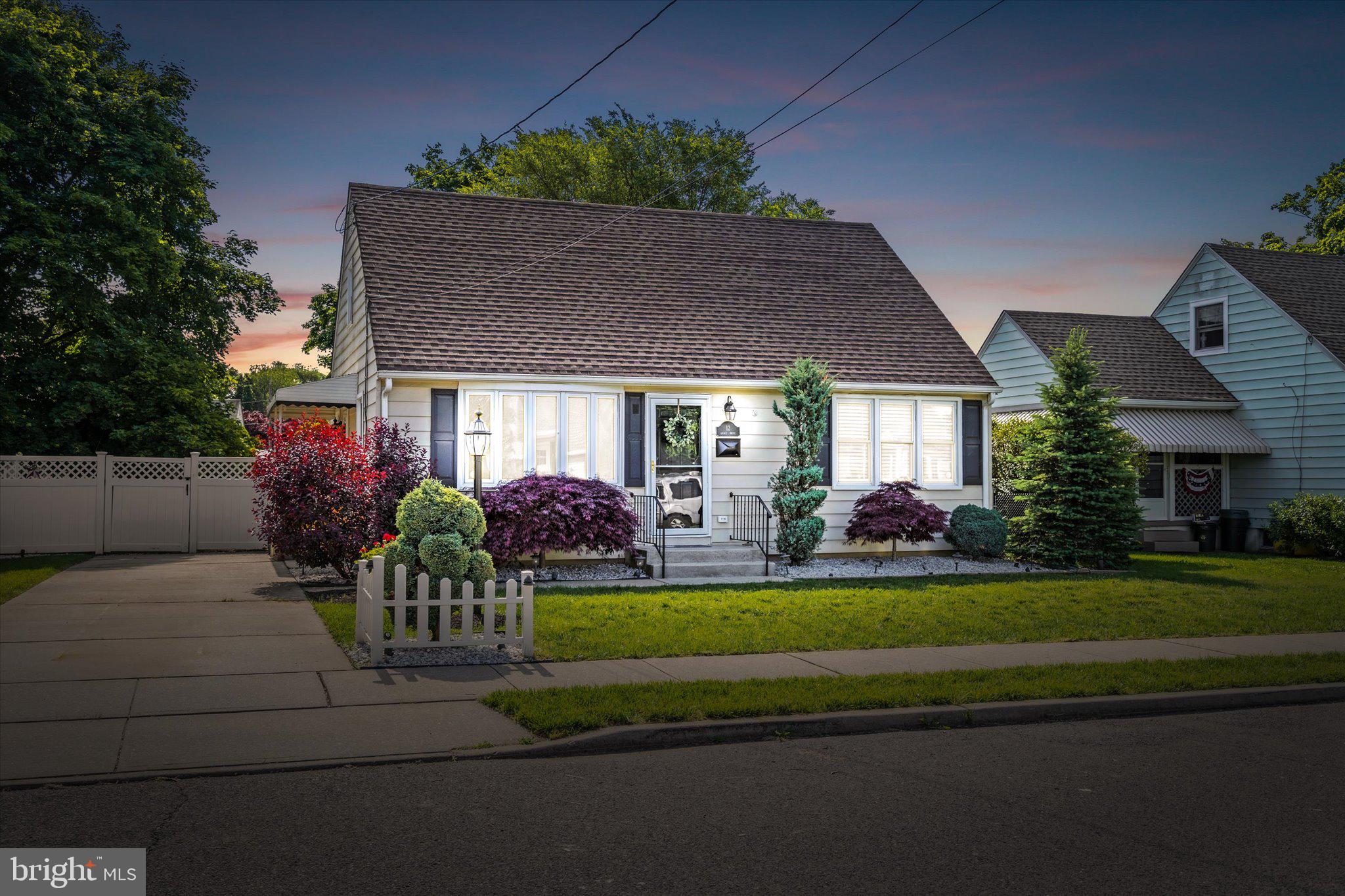 12 Grace Dr