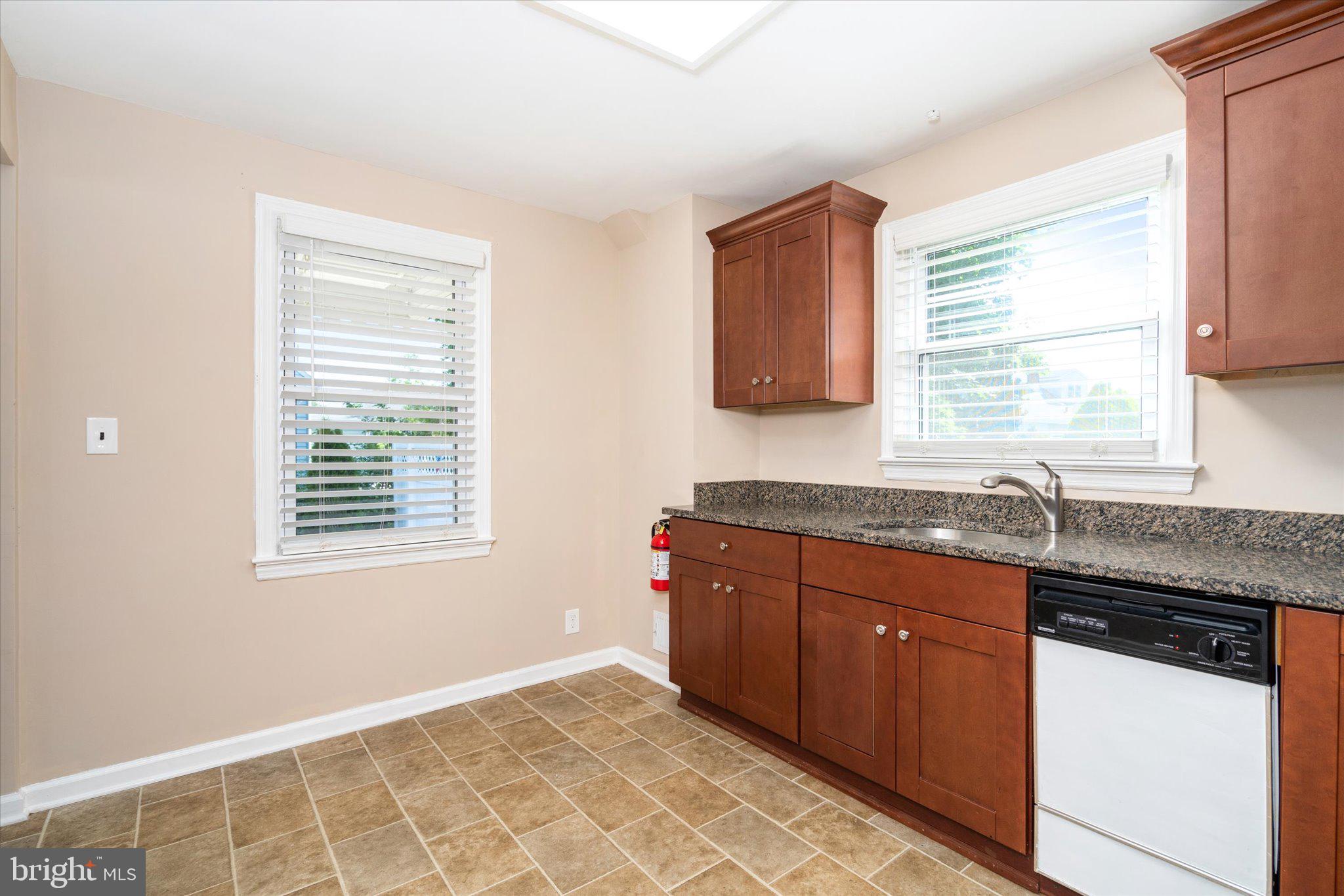 12 Grace Dr