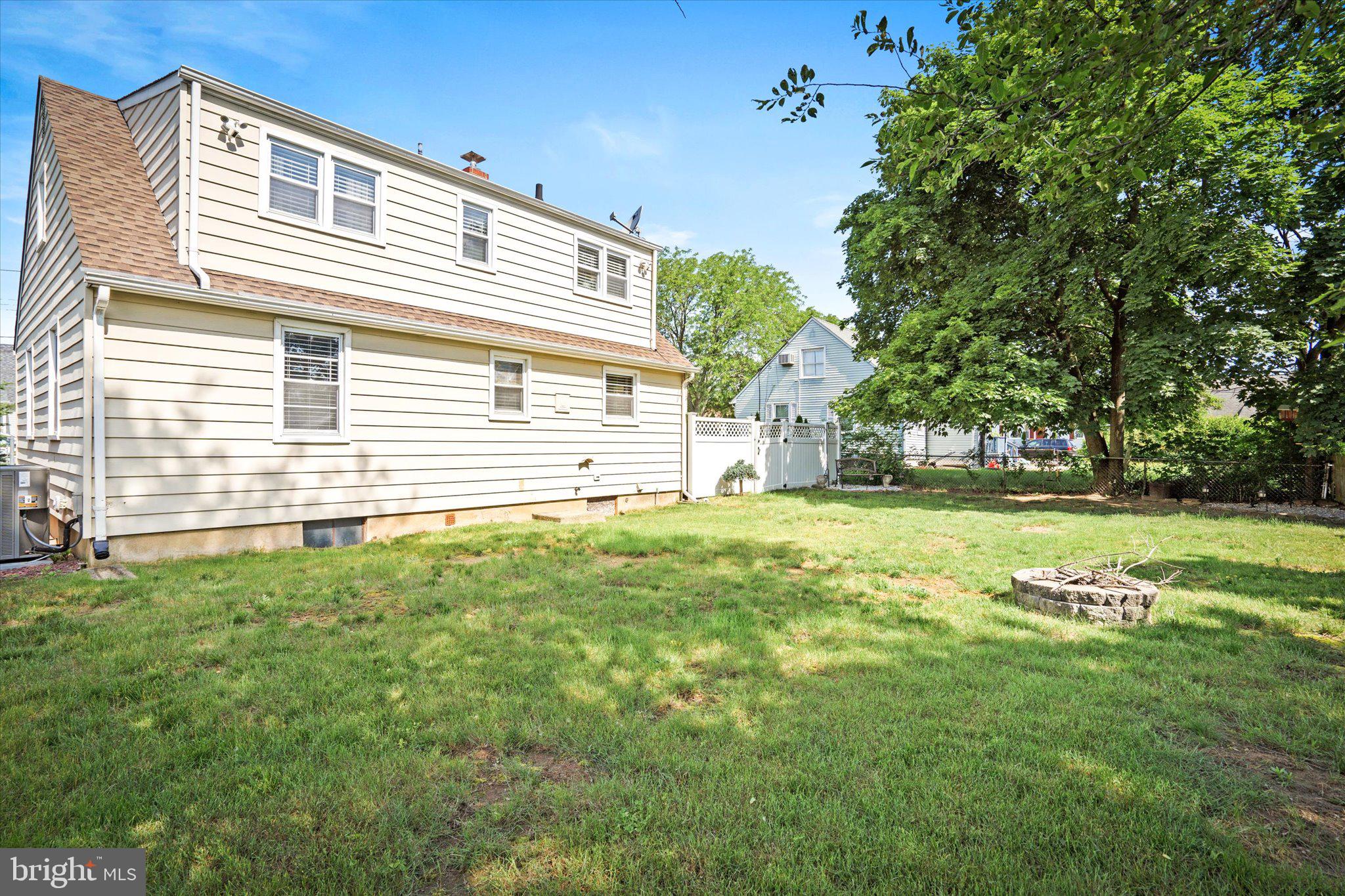 12 Grace Dr