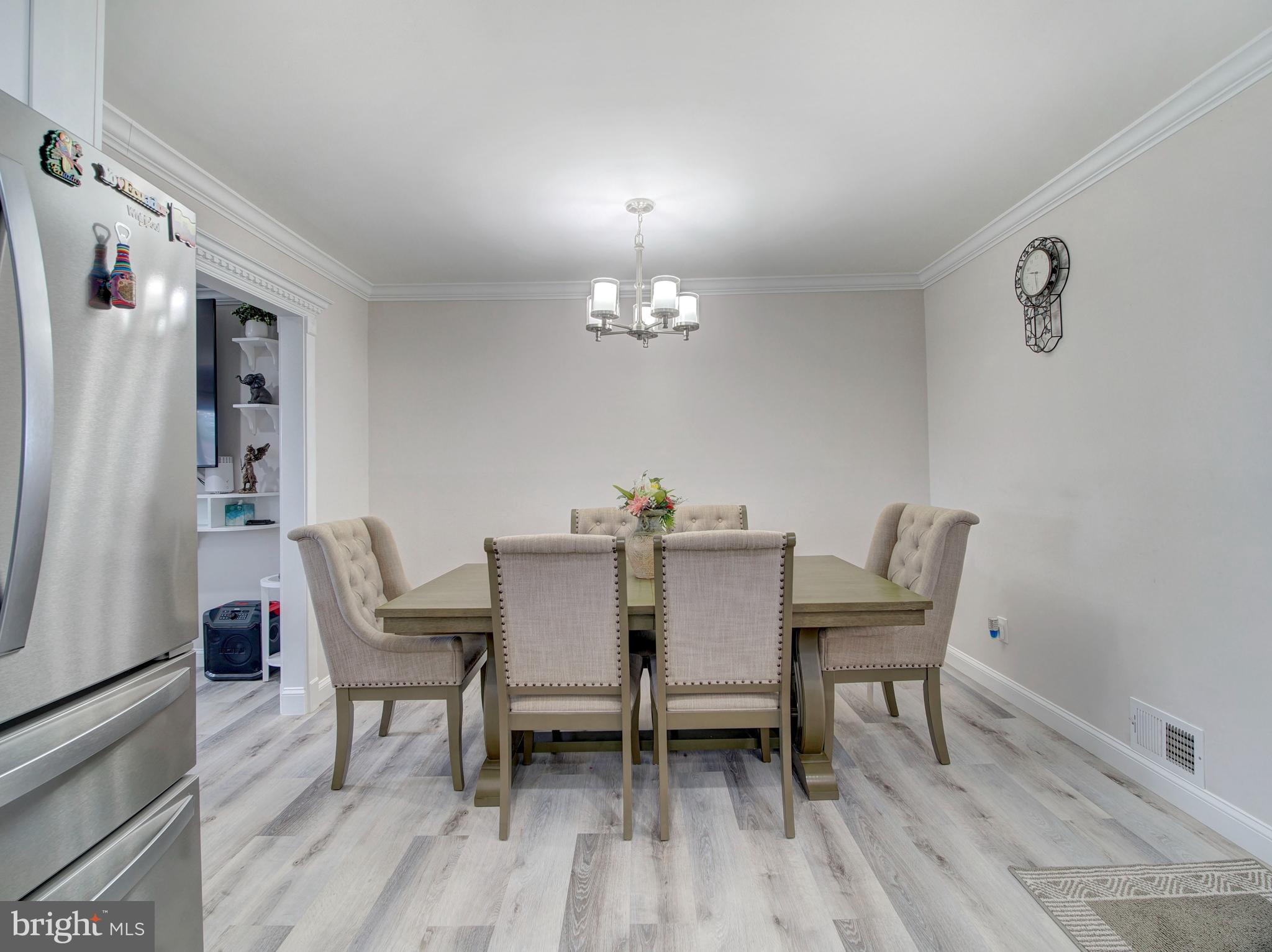 6 Great Oak Rd