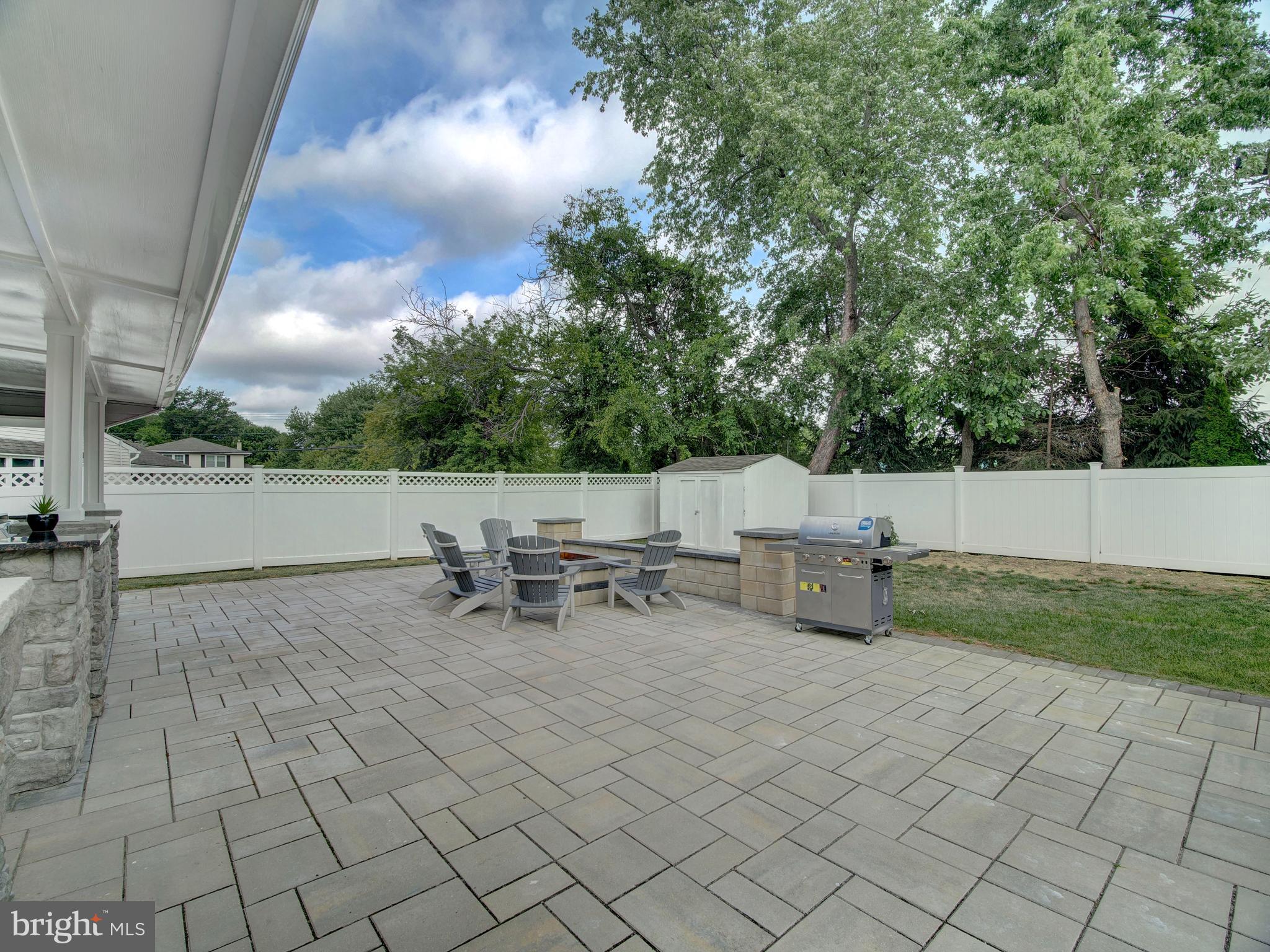 6 Great Oak Rd