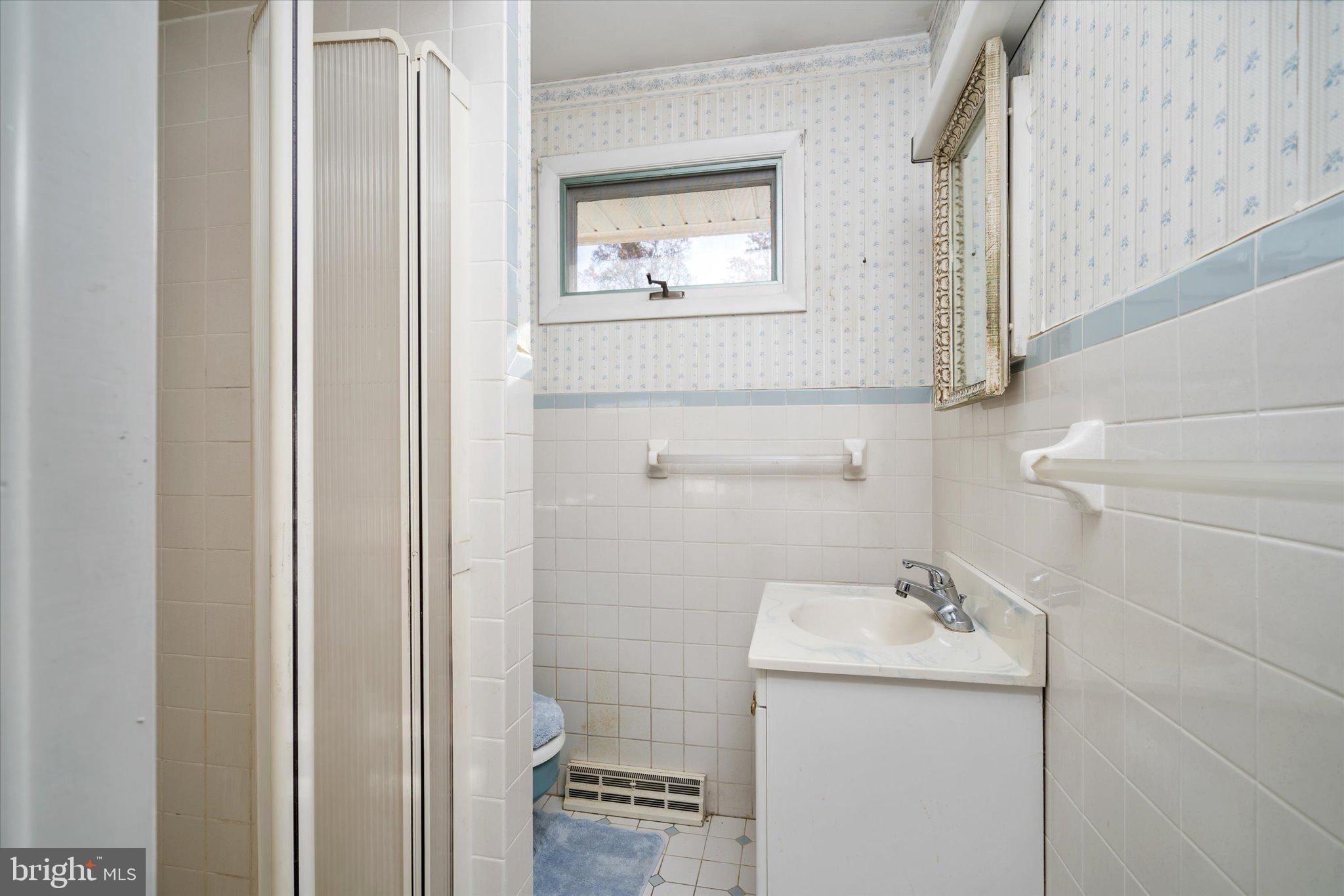 38 Darrah Ln