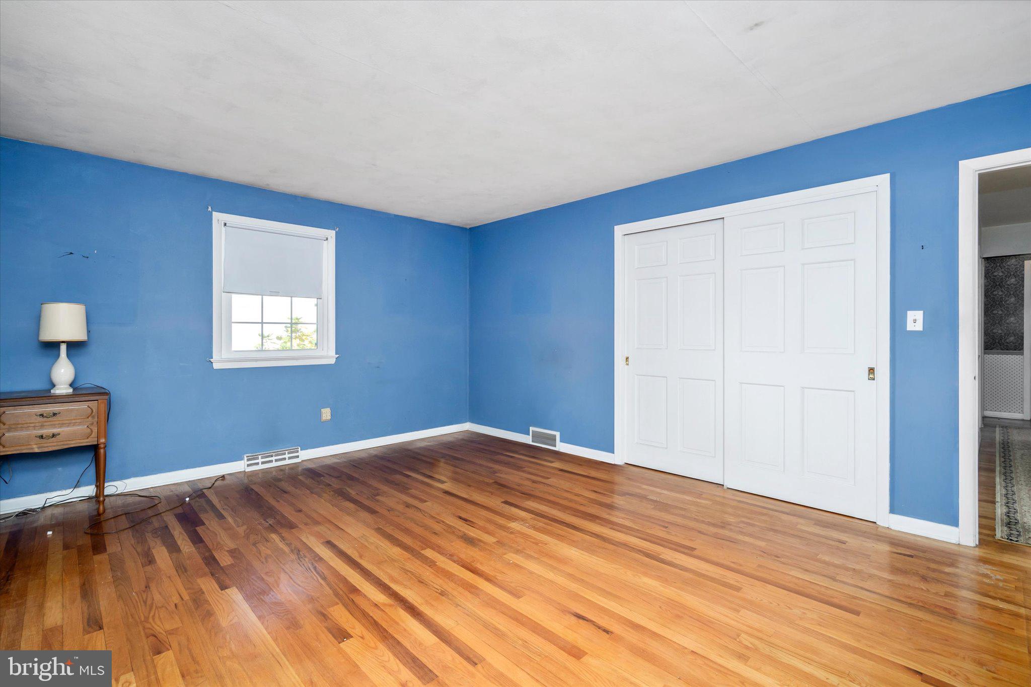 38 Darrah Ln