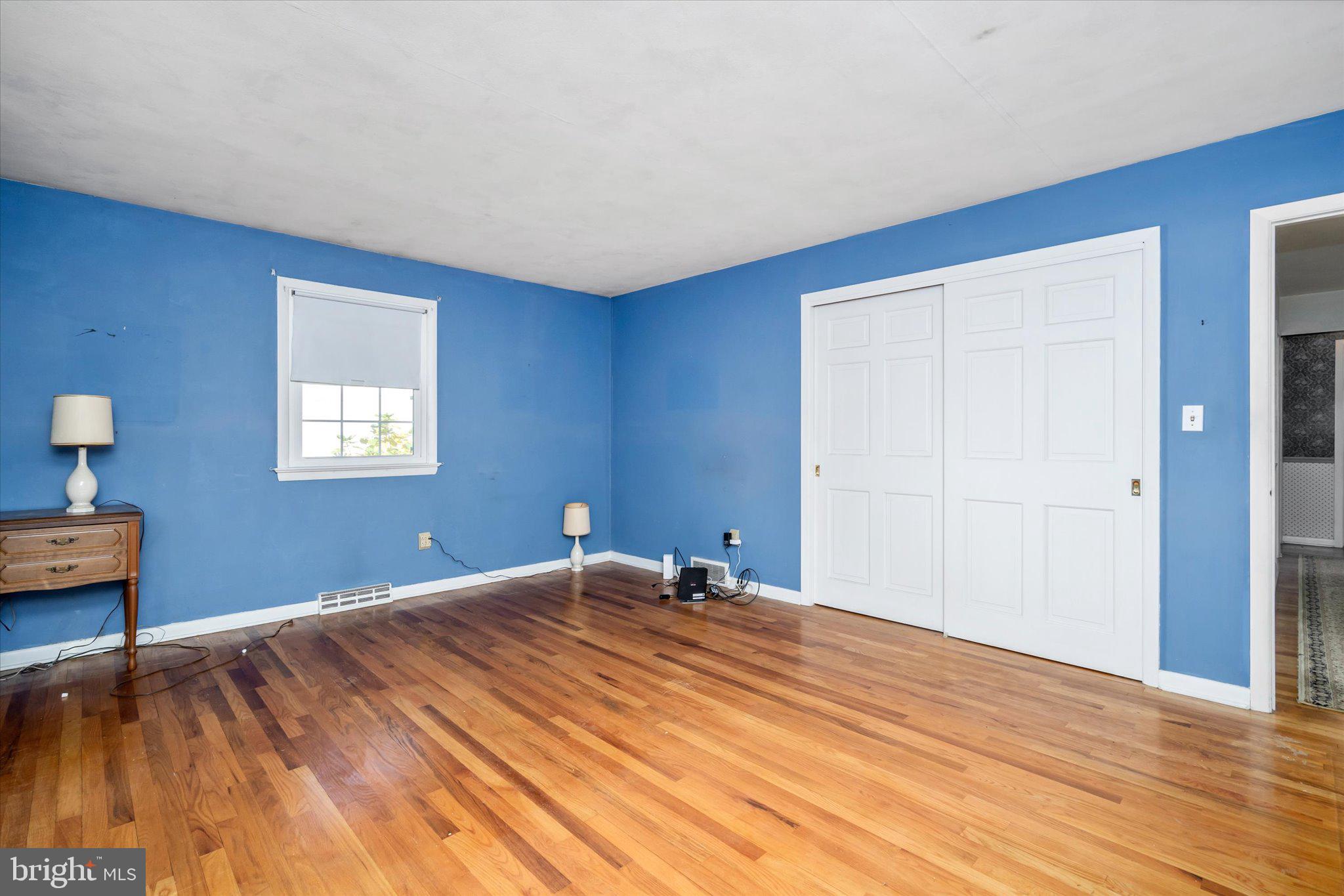 38 Darrah Ln