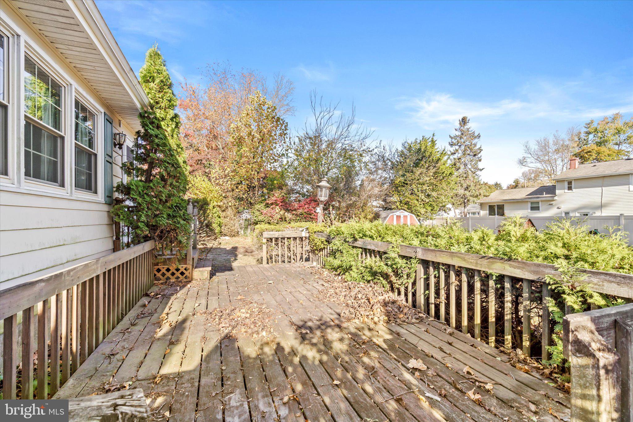 38 Darrah Ln