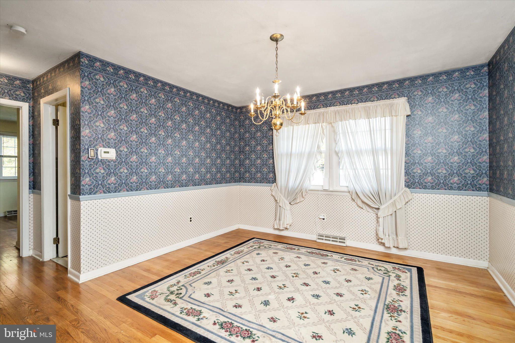 38 Darrah Ln
