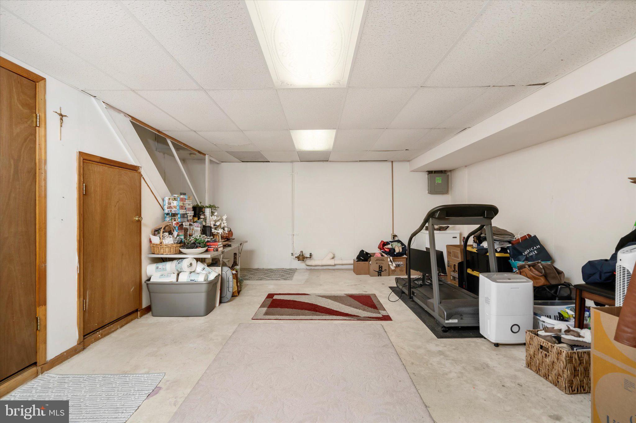 10 Dunmoor Ct S