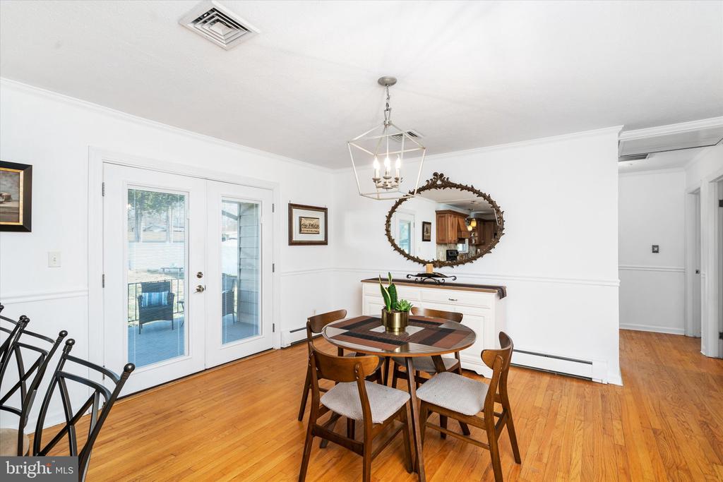 8 Pintinalli Dr
