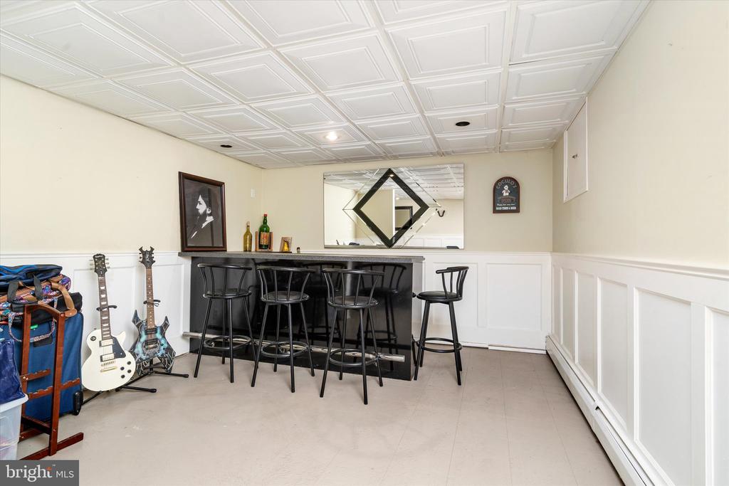 8 Pintinalli Dr