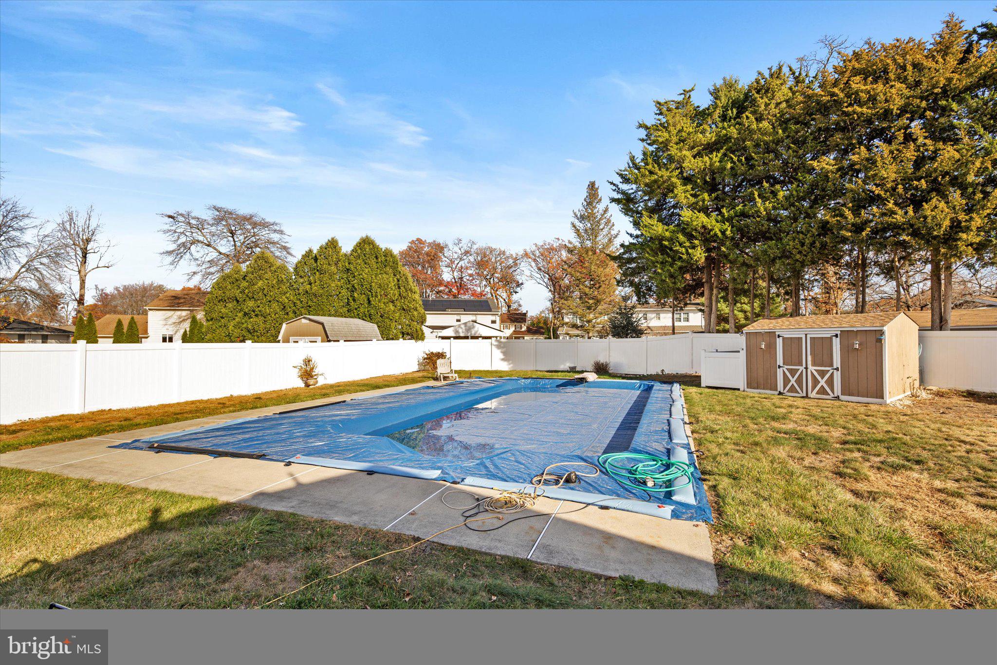 8 Pintinalli Dr