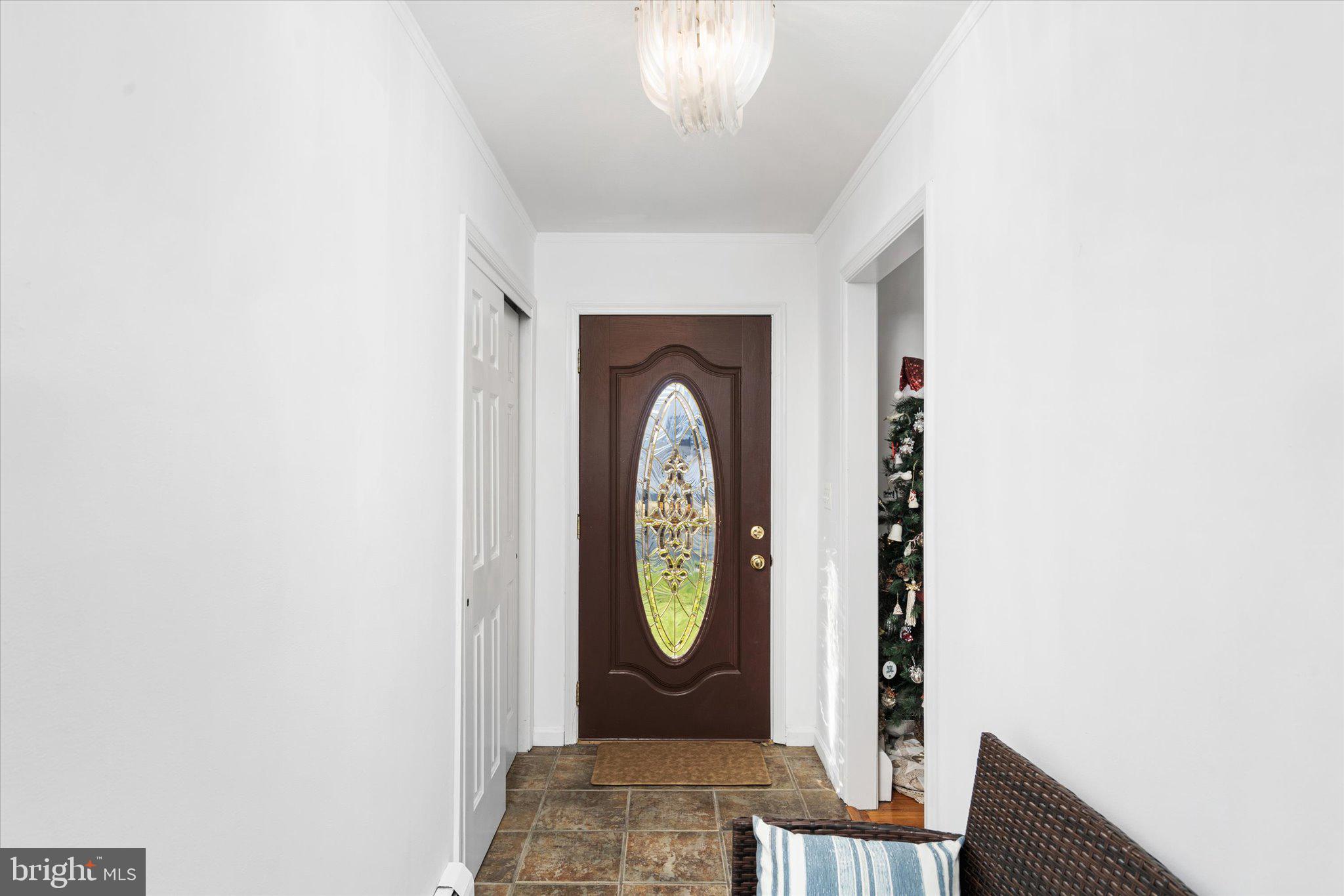 8 Pintinalli Dr
