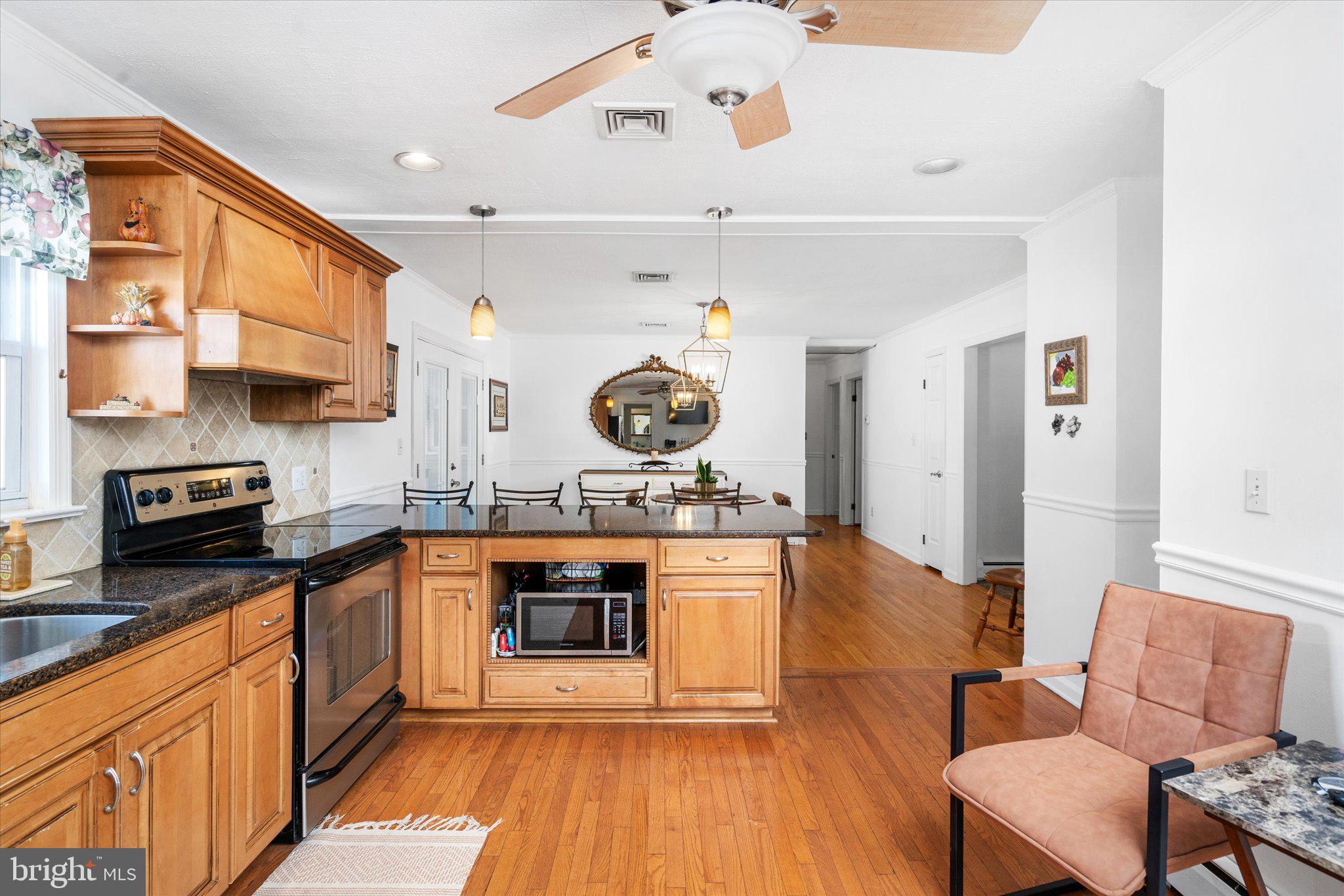 8 Pintinalli Dr