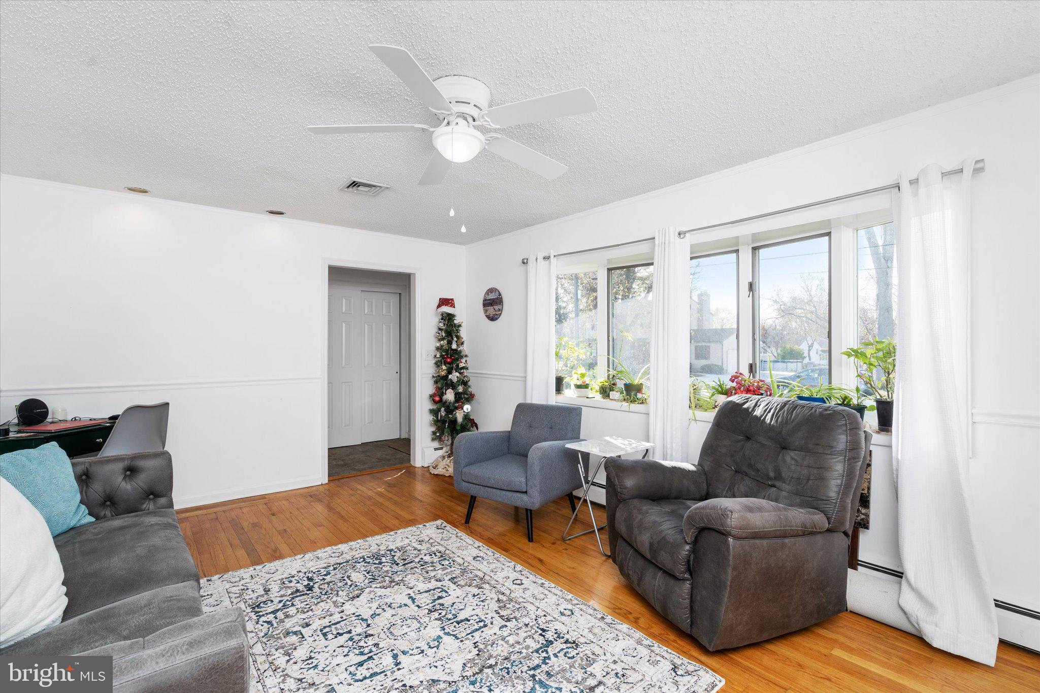 8 Pintinalli Dr