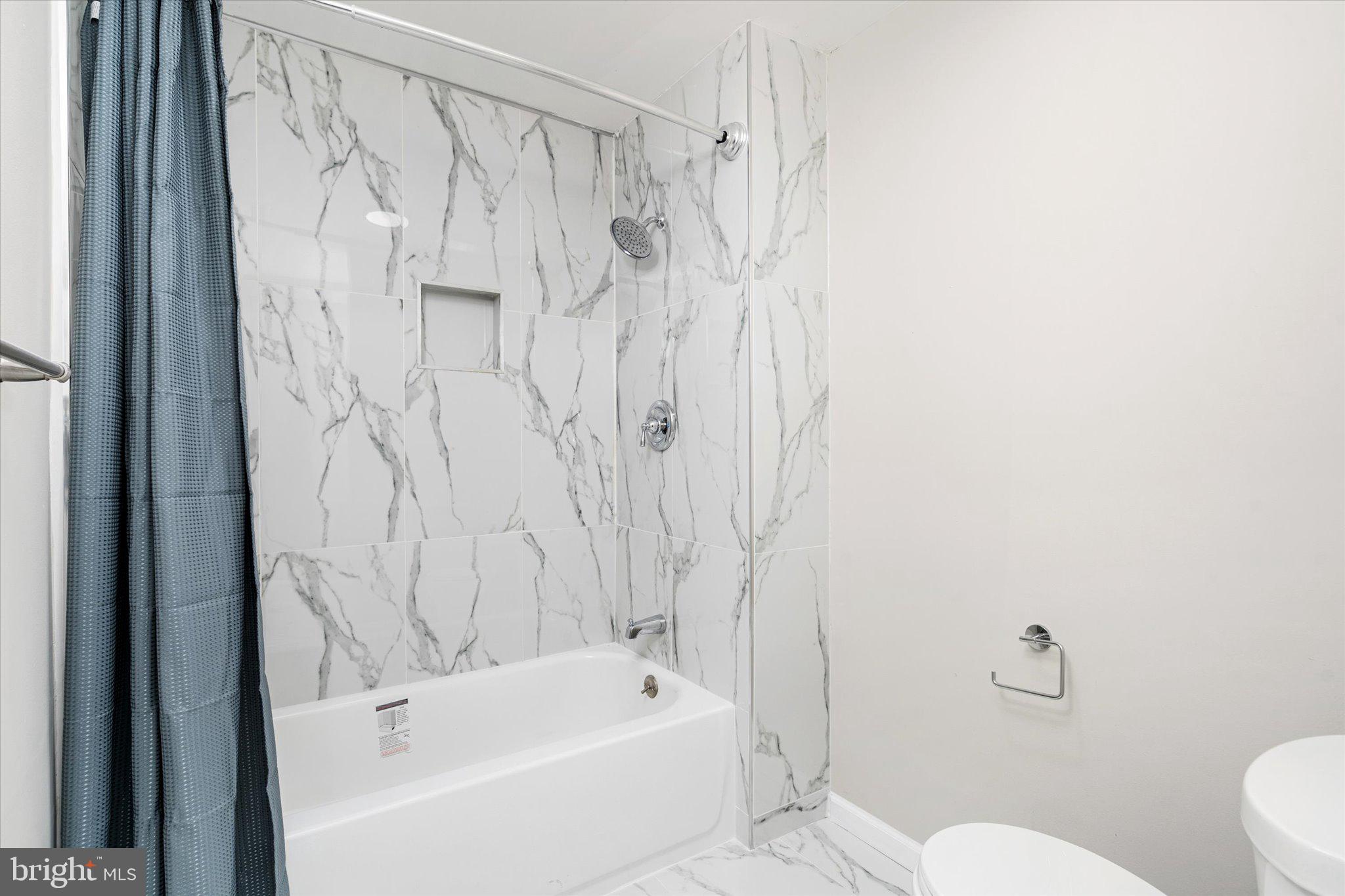 328 Walden Cir
