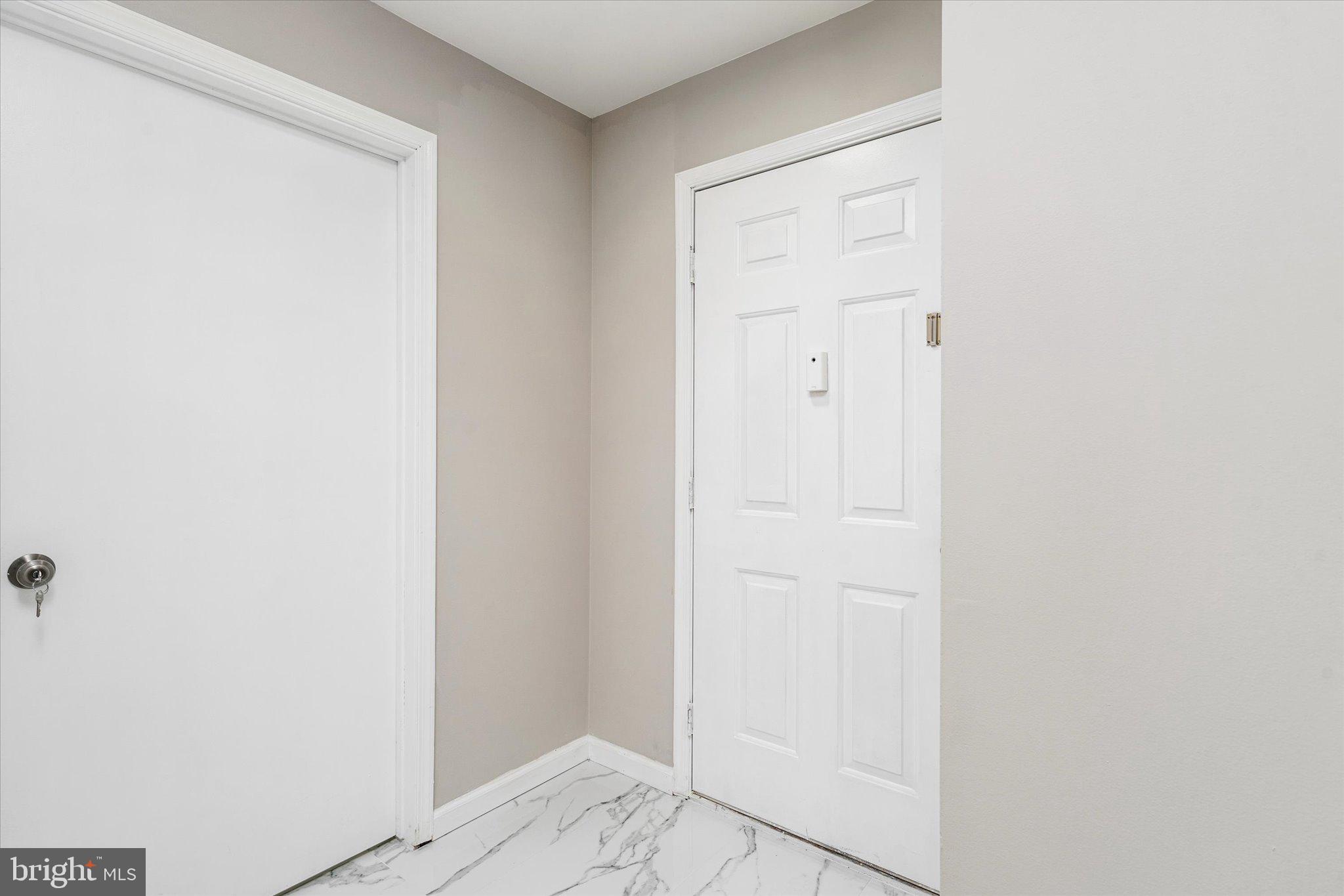 328 Walden Cir