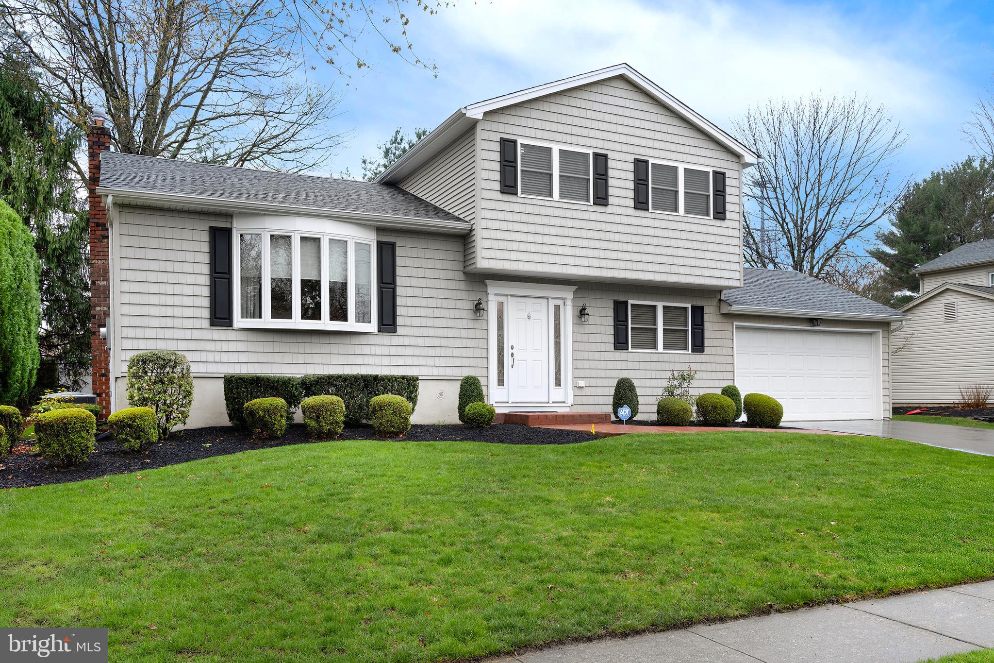 59 Wesleyan Dr