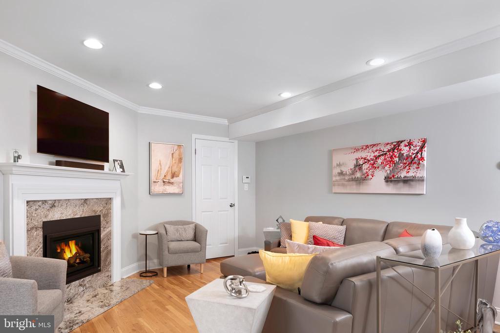 59 Wesleyan Dr
