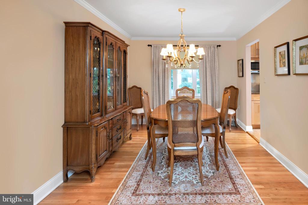 59 Wesleyan Dr