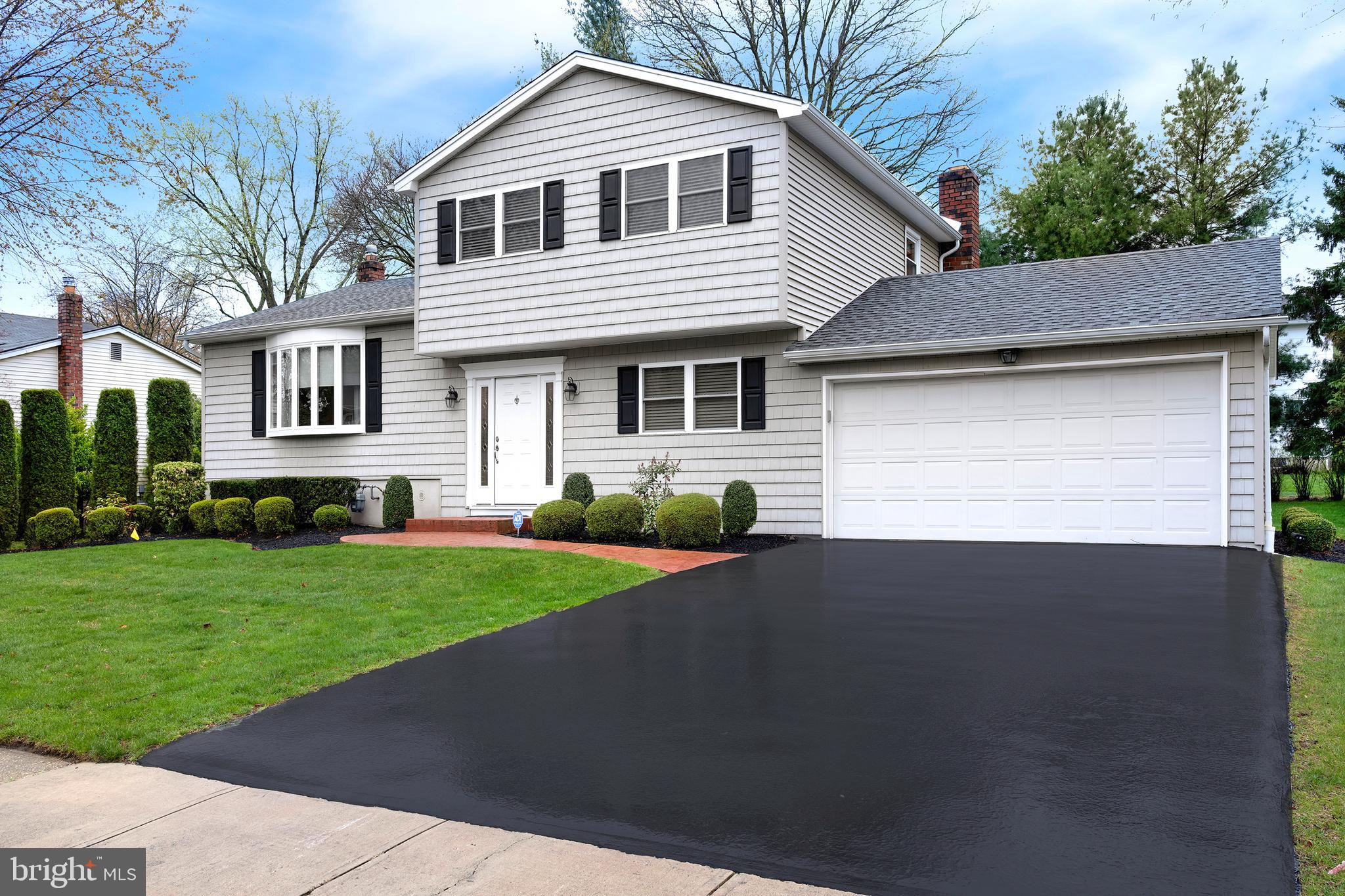 59 Wesleyan Dr