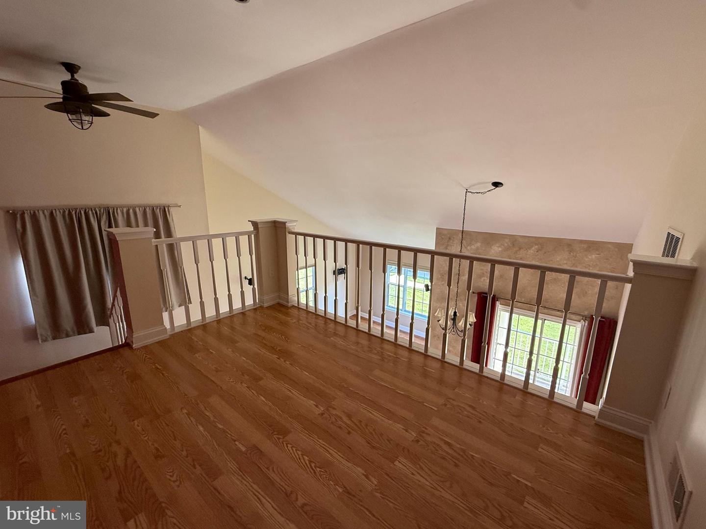 256 ANDOVER PL