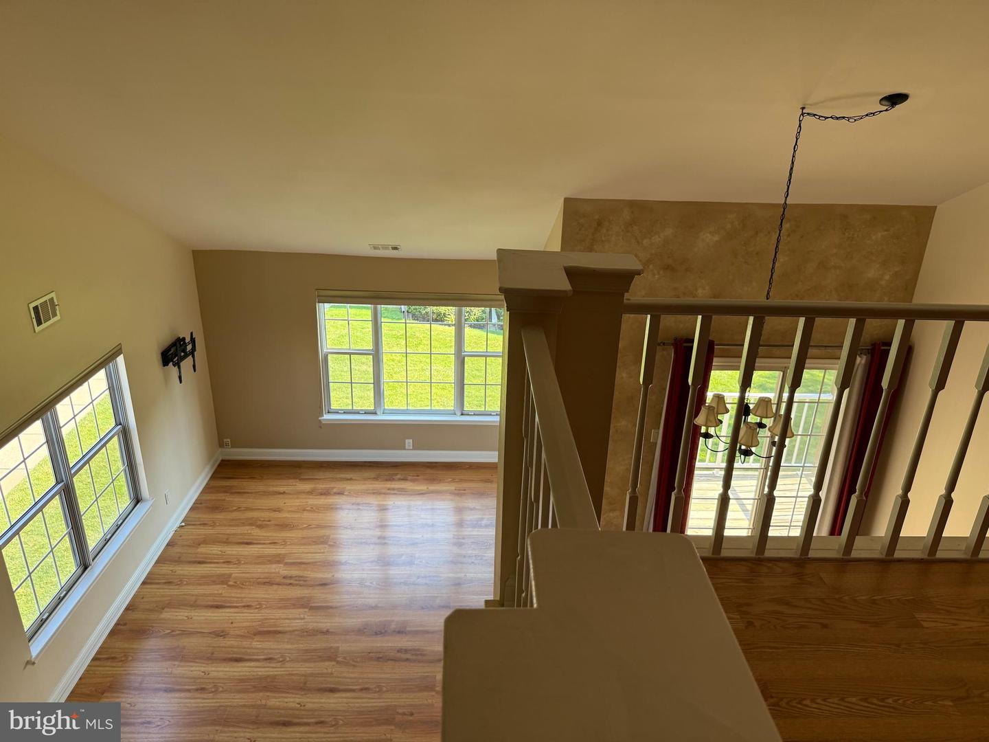 256 ANDOVER PL