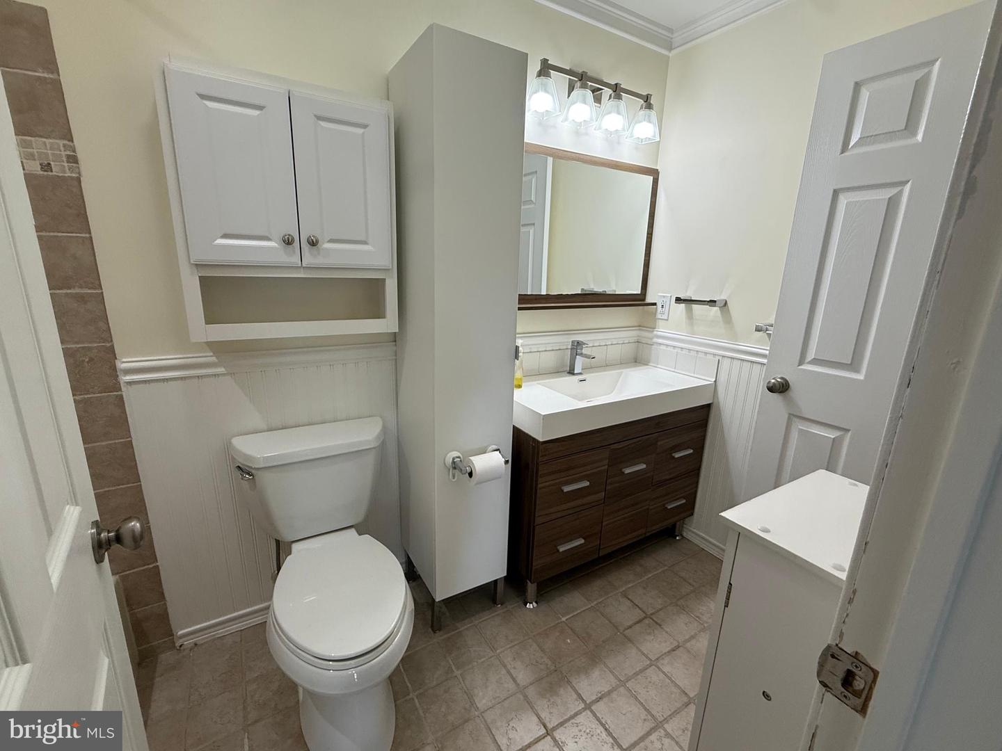 256 ANDOVER PL