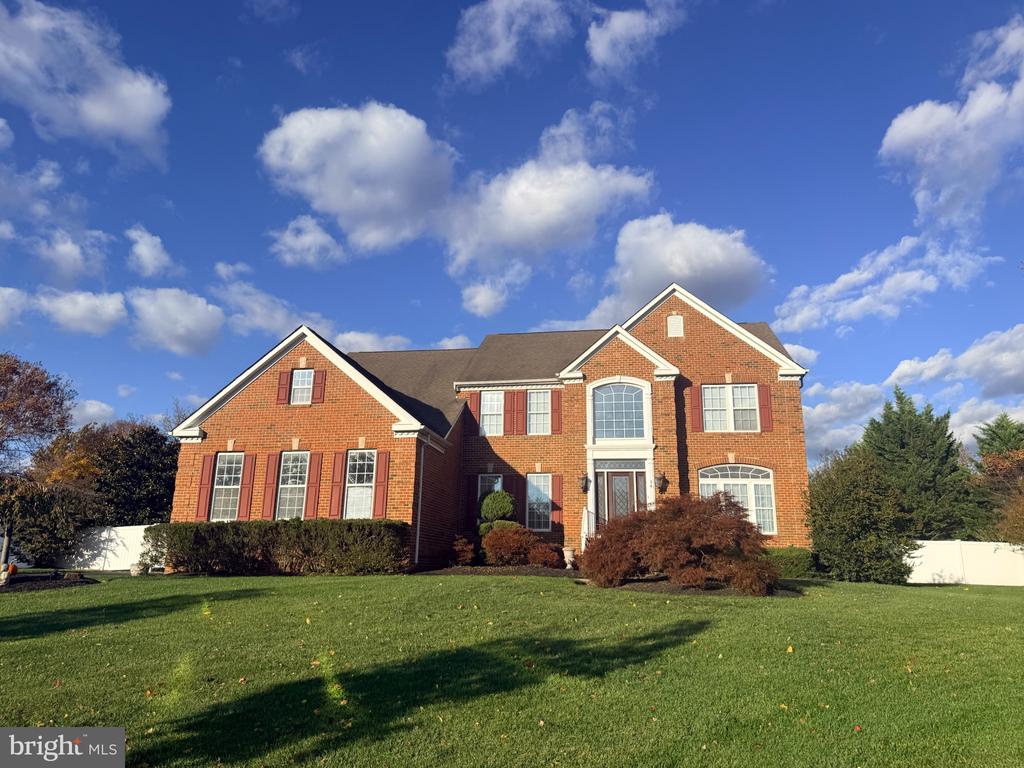 14 SCALIA COURT